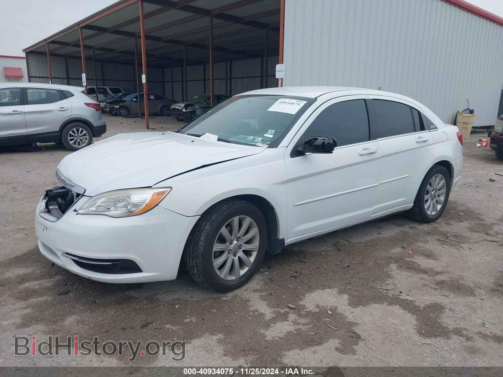 2012 CHRYSLER 200 - VIN: 1C3CCBBB7CN166820 - Фото 2