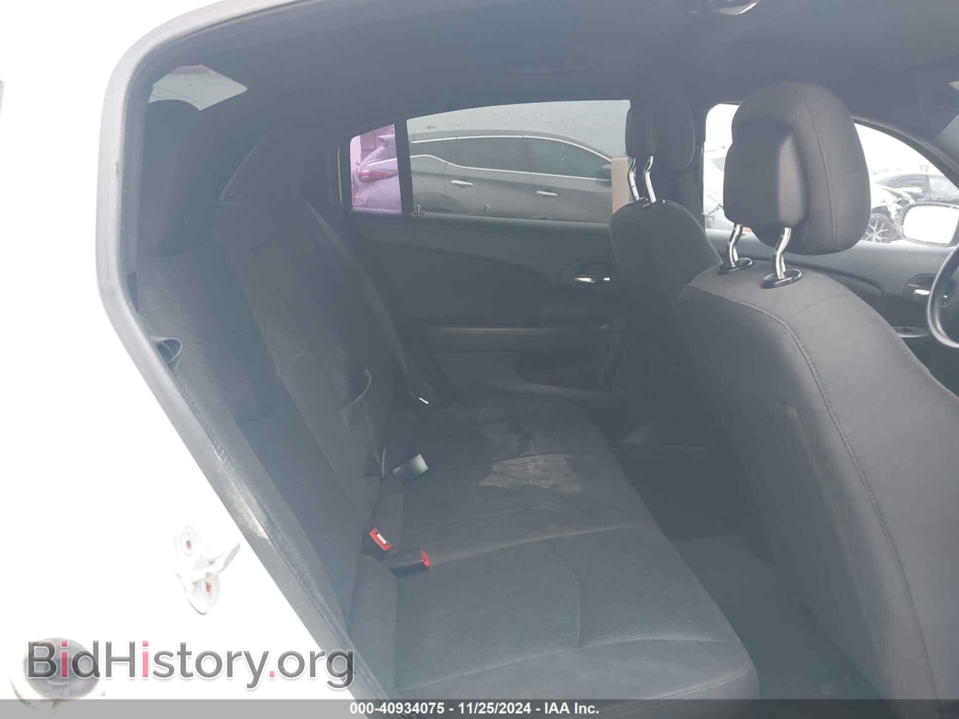 2012 CHRYSLER 200 - VIN: 1C3CCBBB7CN166820 - Фото 8