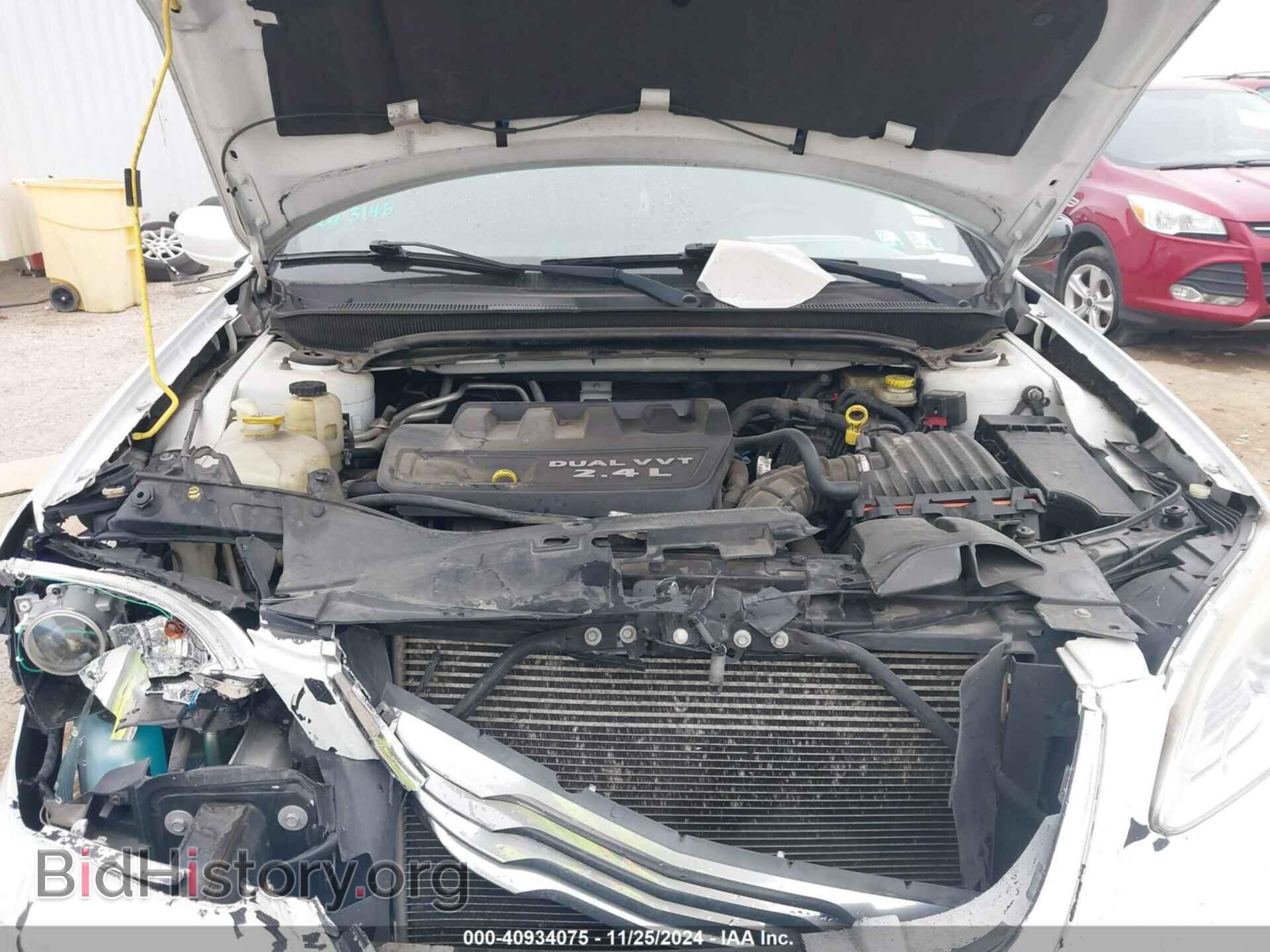 2012 CHRYSLER 200 - VIN: 1C3CCBBB7CN166820 - Фото 10