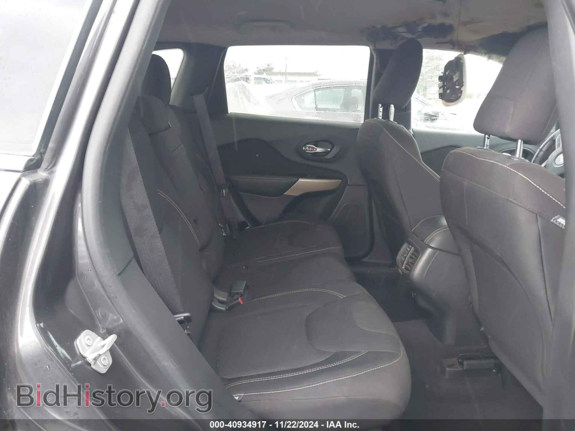 2017 JEEP CHEROKEE - VIN: 1C4PJMCS0HW570573 - Фото 8