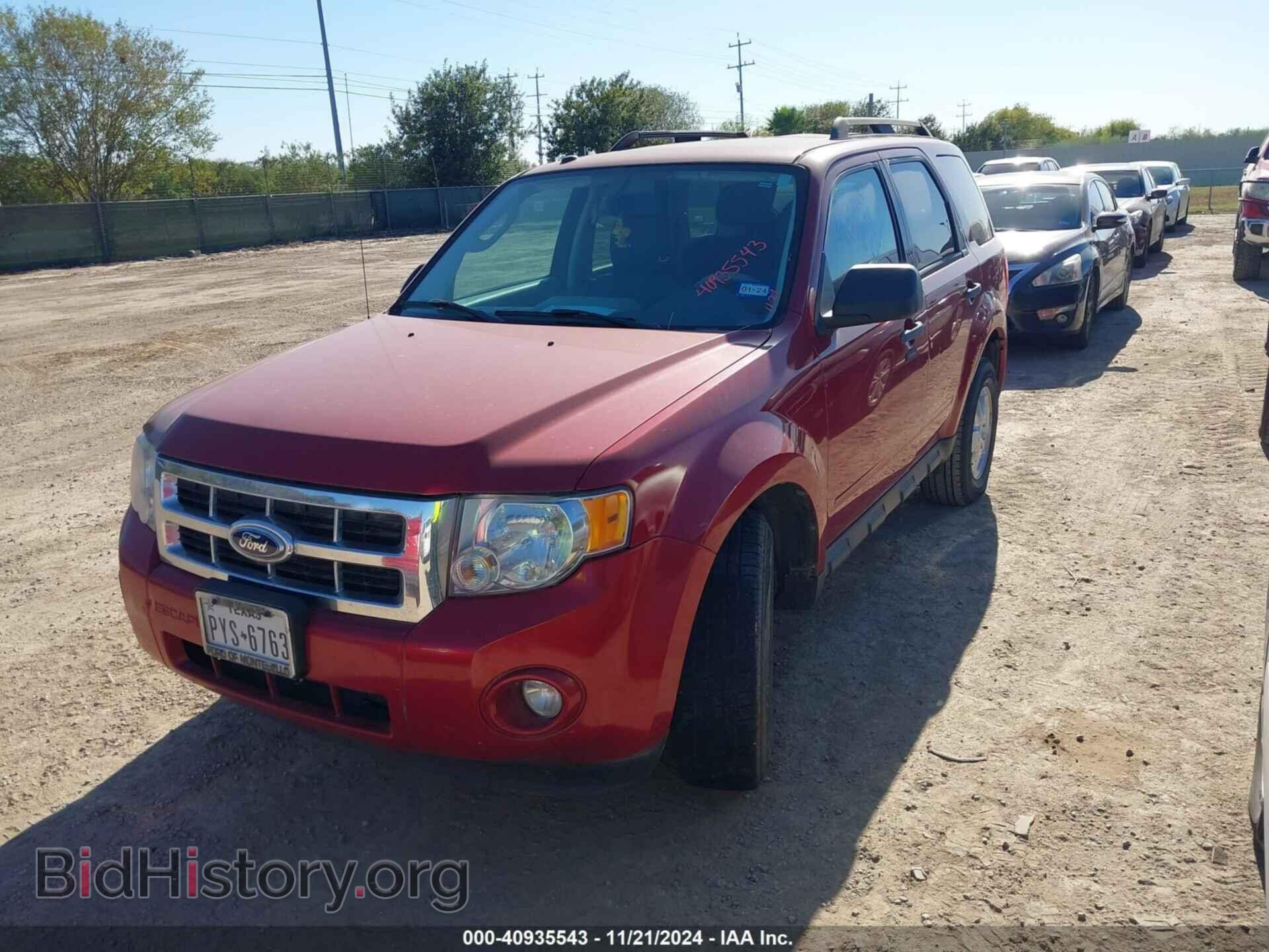 2010 FORD ESCAPE - VIN: 1FMCU0D73AKA56069 - Фото 2