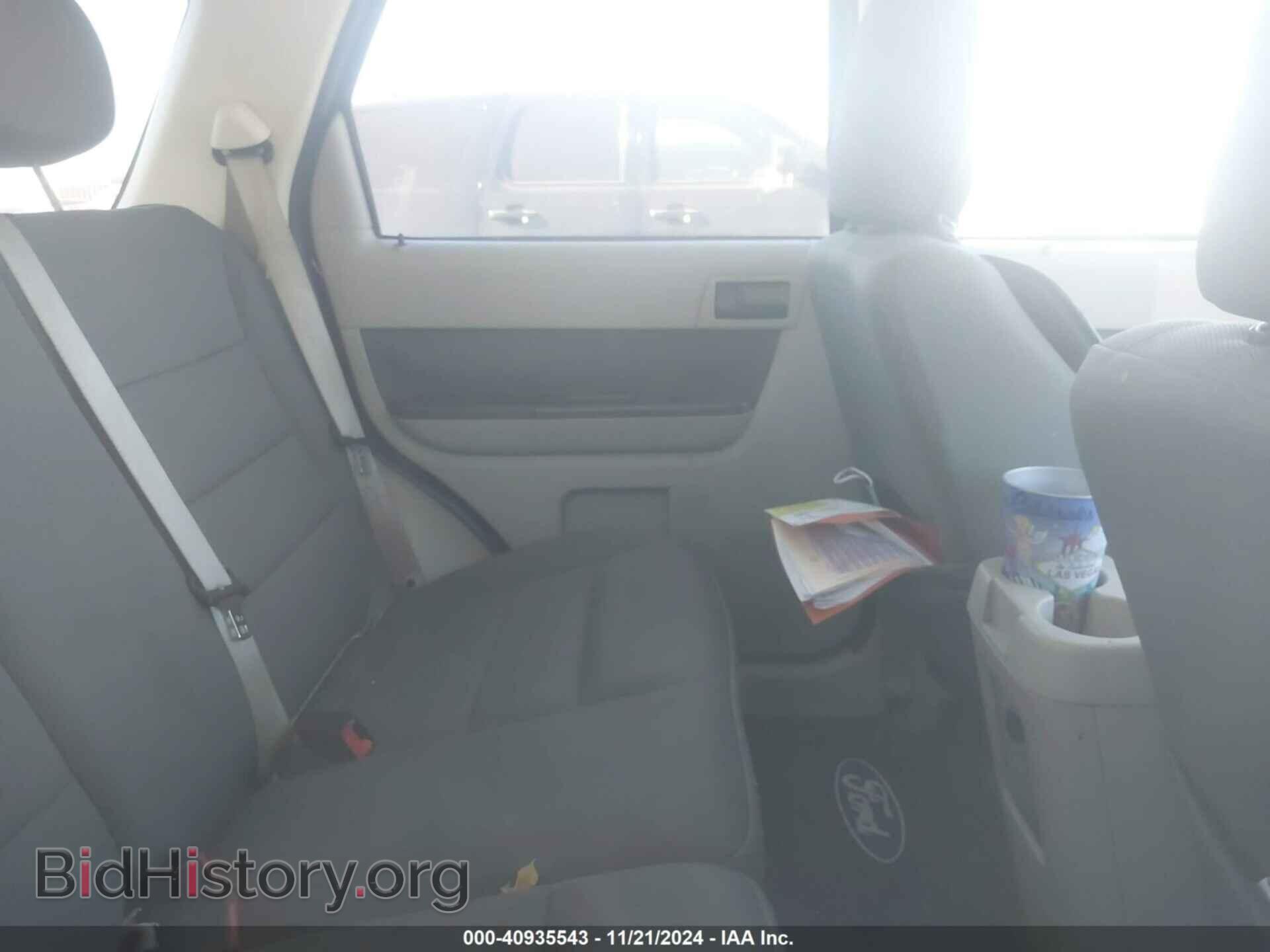 2010 FORD ESCAPE - VIN: 1FMCU0D73AKA56069 - Фото 8