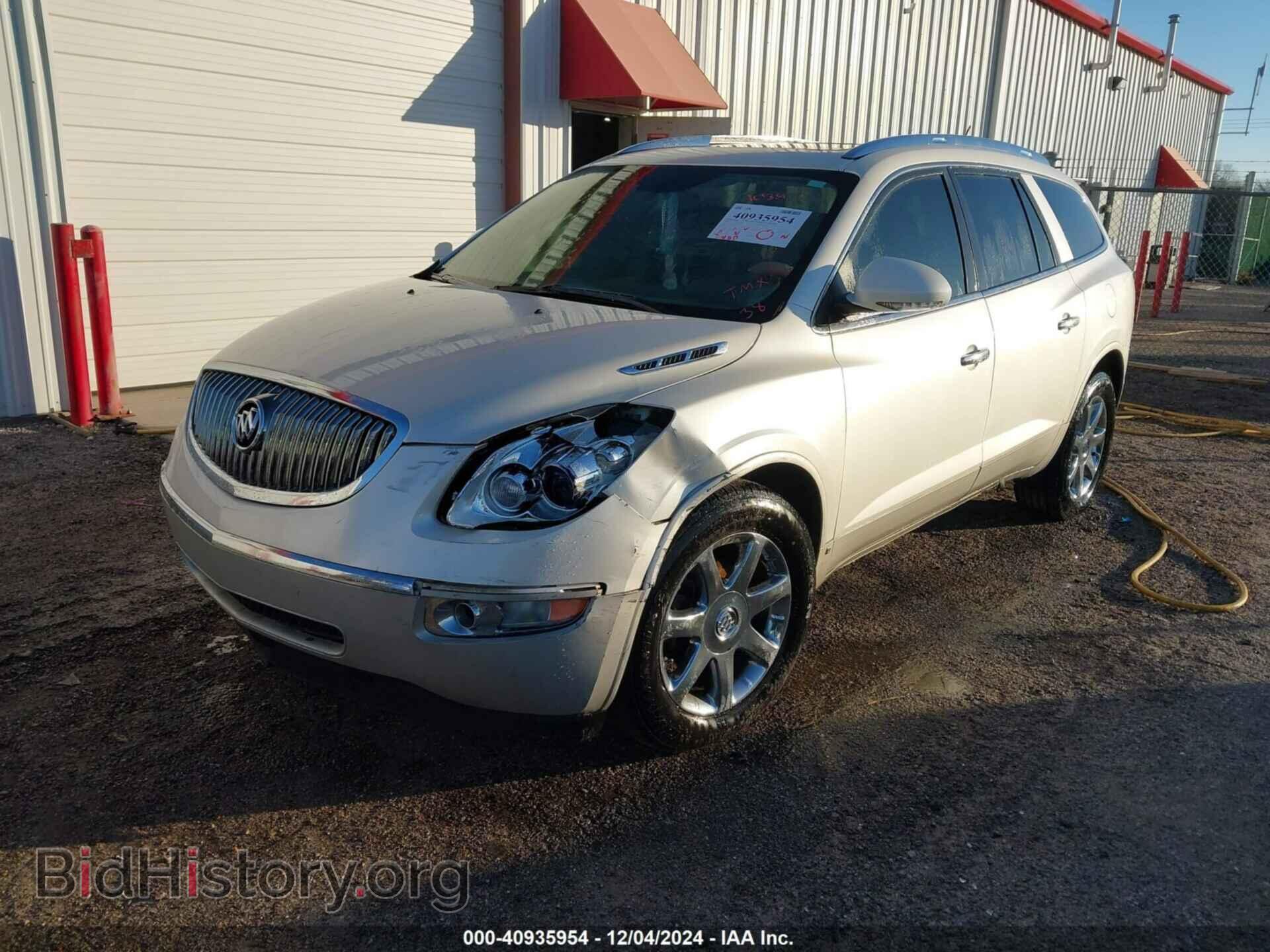 2008 BUICK ENCLAVE - VIN: 5GAEV23778J302467 - Фото 2