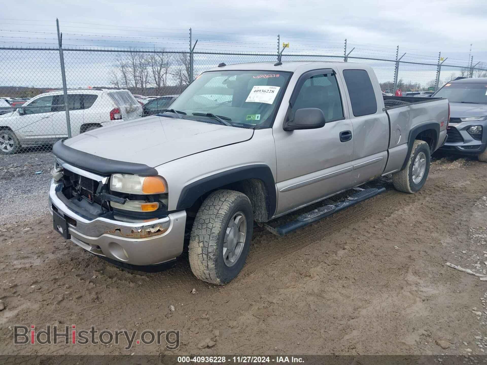 2005 GMC SIERRA 1500 - VIN: 2GTEK19B251296211 - Фото 2