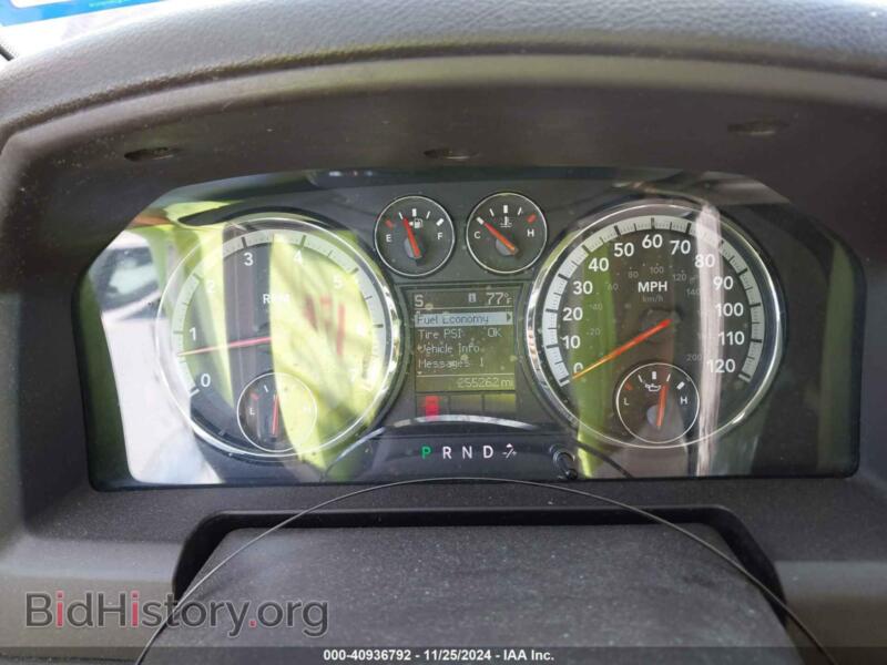 2012 RAM 1500 (VIN 1C6RD7LT8CS209657) — photo 7 of 16