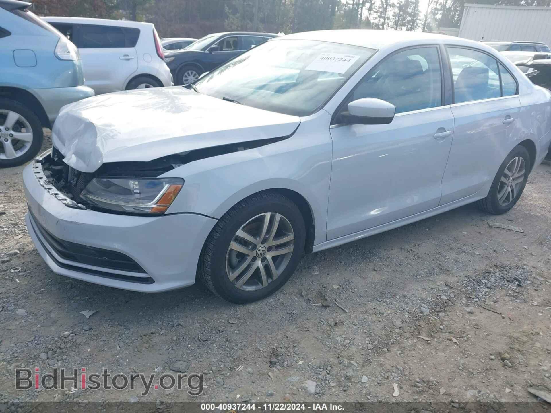 2017 VOLKSWAGEN JETTA - VIN: 3VW2B7AJ2HM246699 - Фото 2