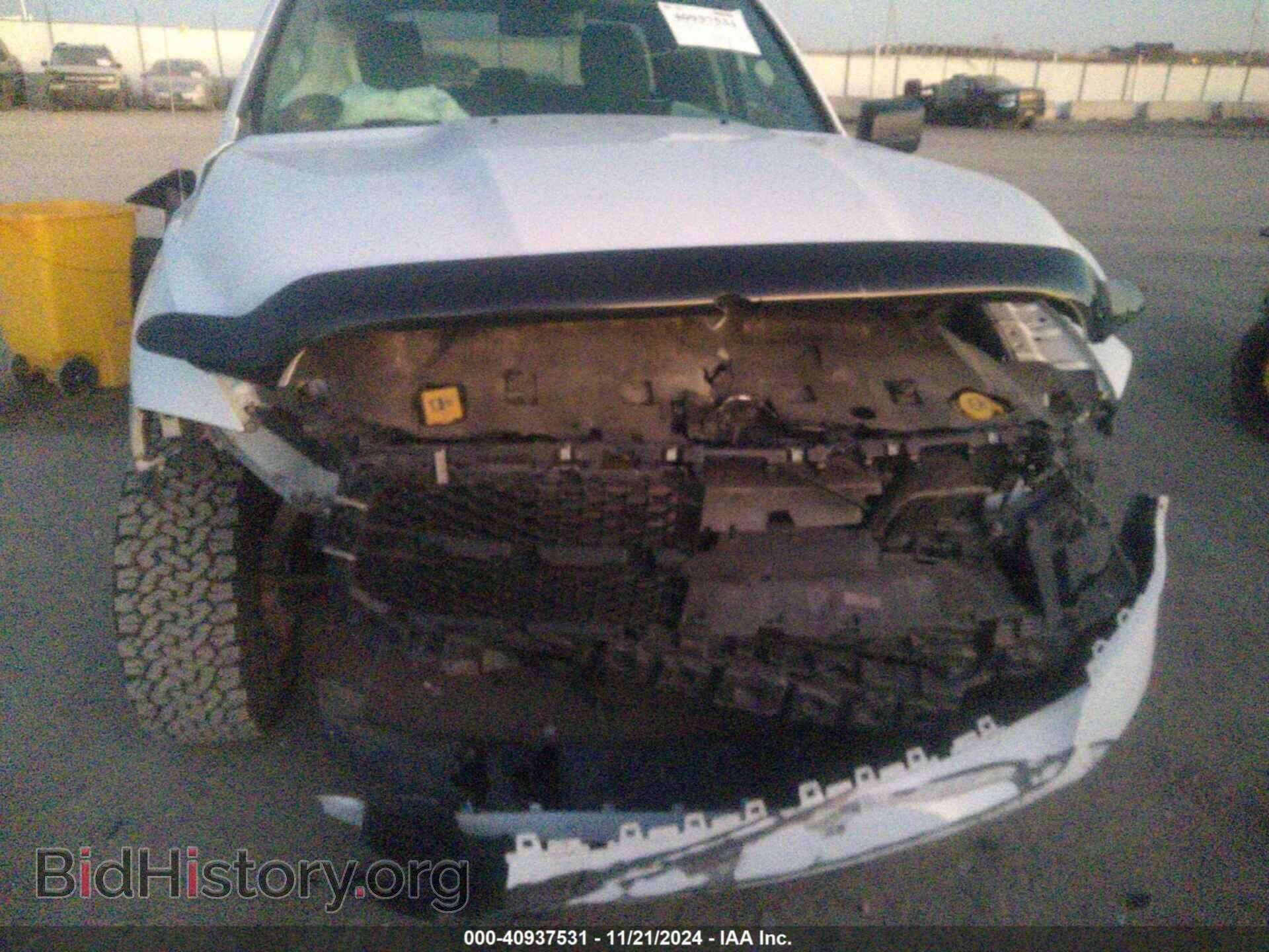 2015 RAM 1500 - VIN: 1C6RR7FTXFS781346 - Фото 6