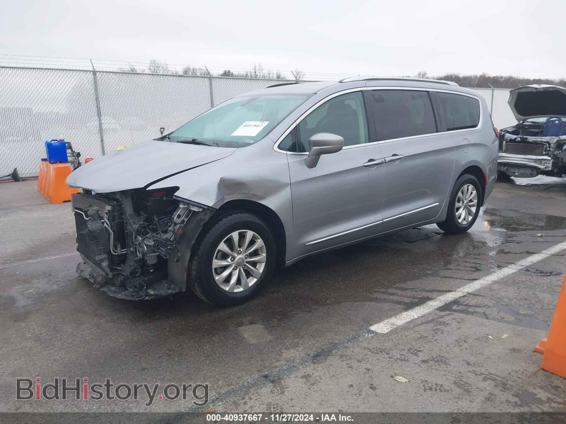 2019 CHRYSLER PACIFICA - VIN: 2C4RC1BG3KR650044 - Фото 2