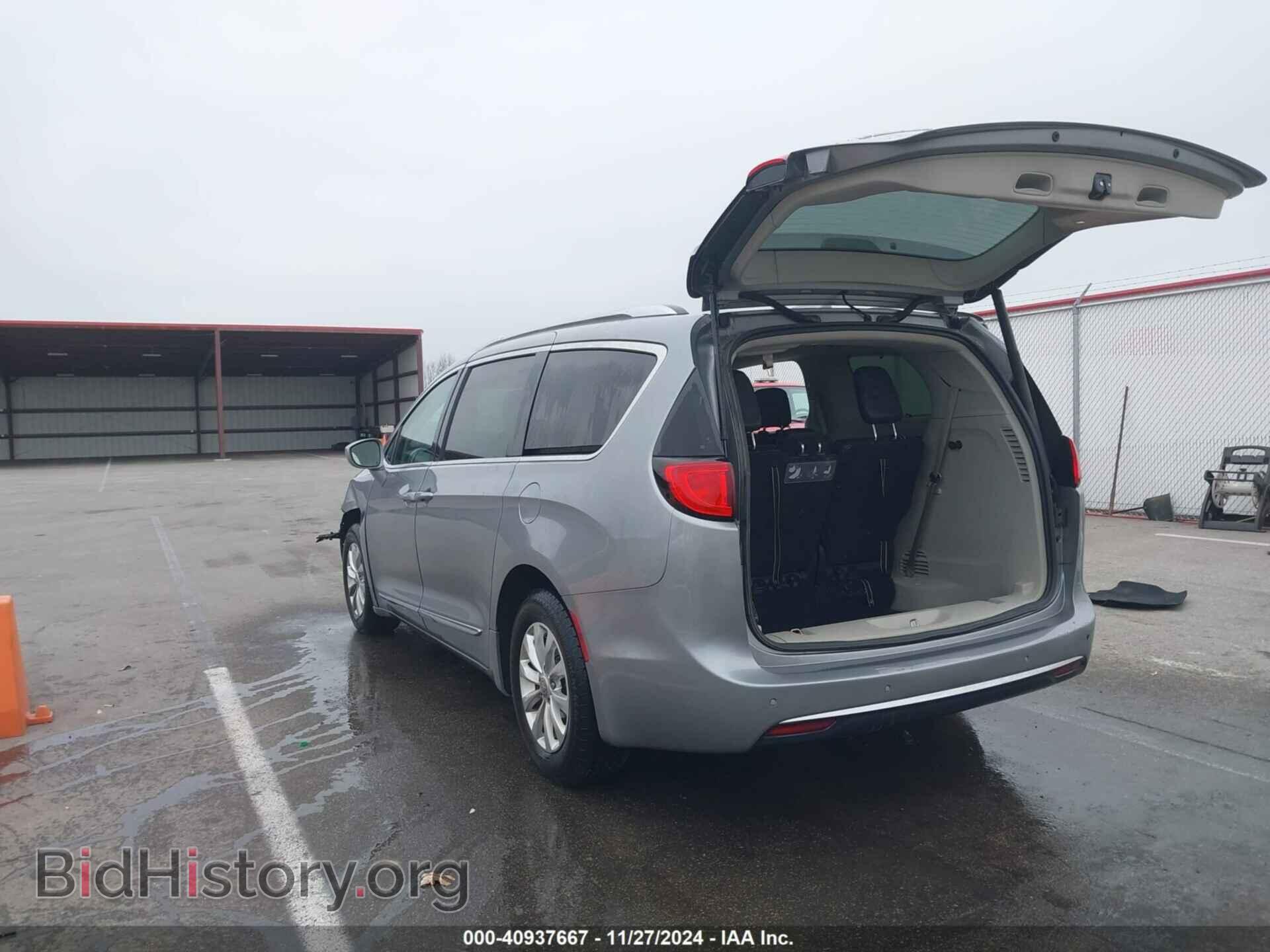 2019 CHRYSLER PACIFICA - VIN: 2C4RC1BG3KR650044 - Фото 3