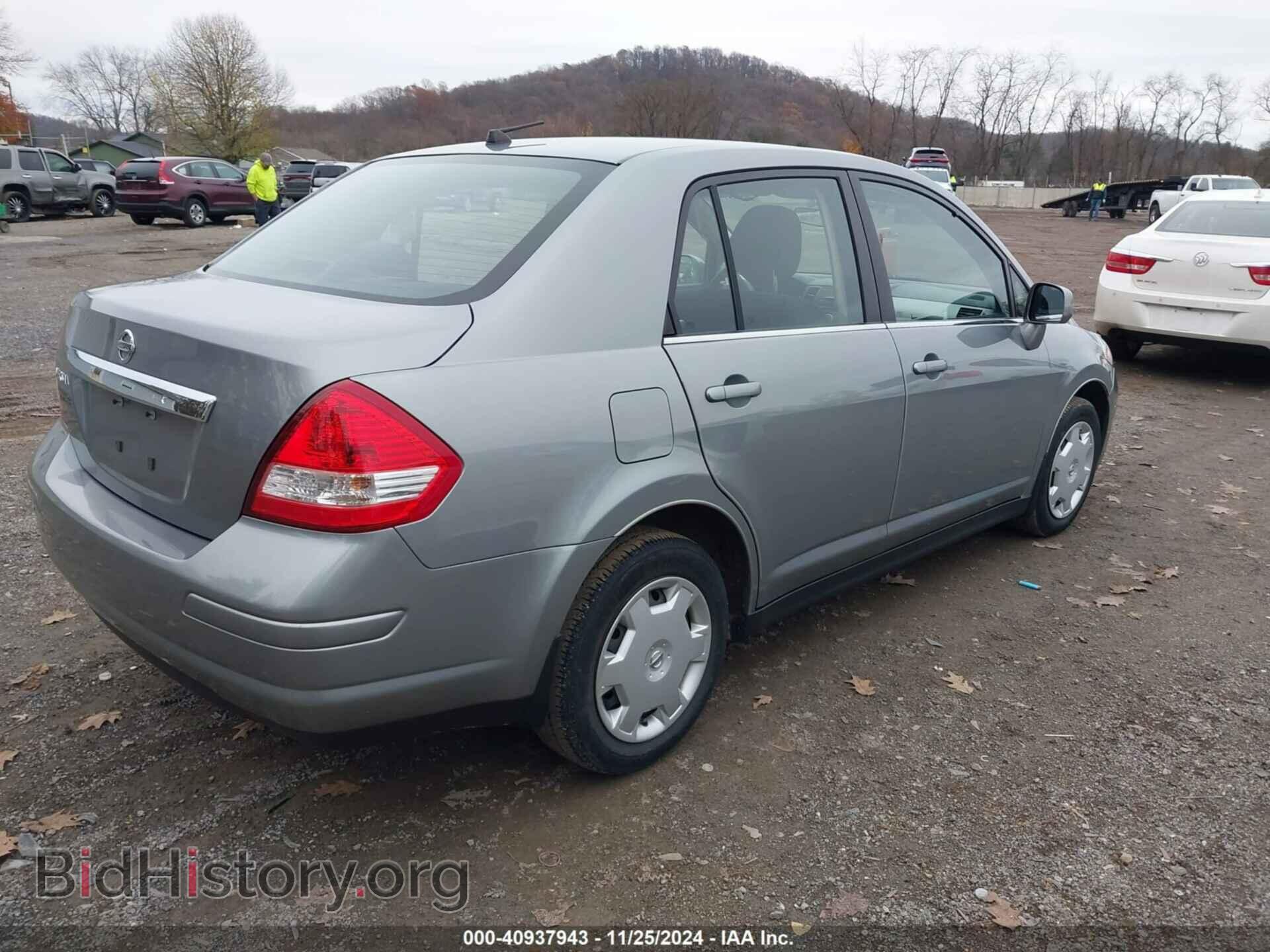 2009 NISSAN VERSA - VIN: 3N1BC11E29L362902 - Фото 4