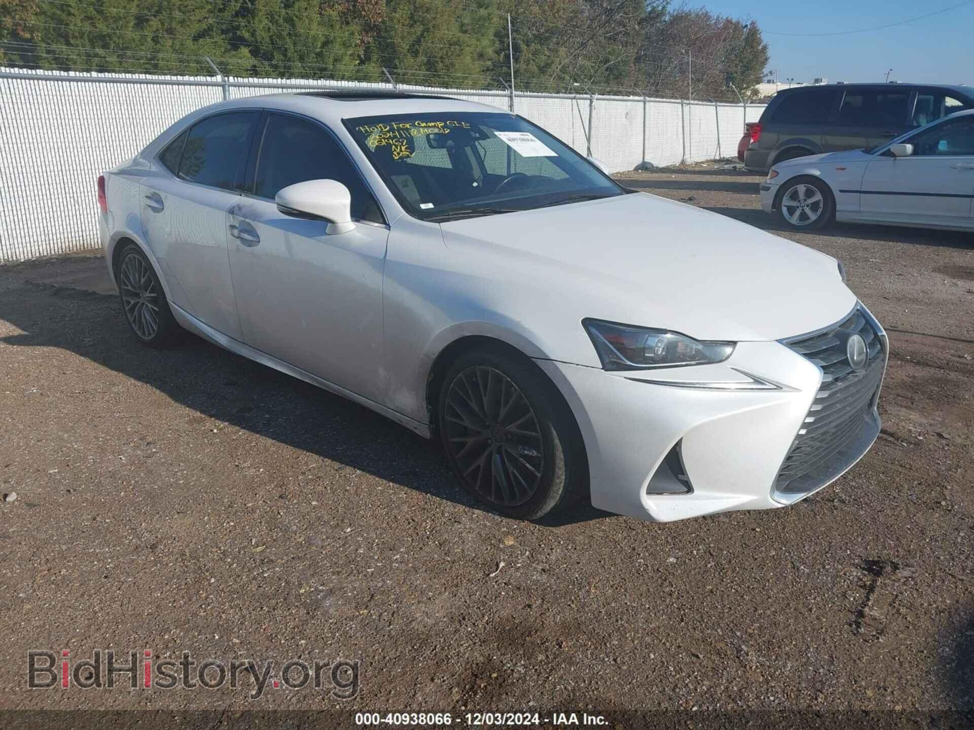 Photo JTHBA1D24H5061467 - LEXUS IS 200T 2017
