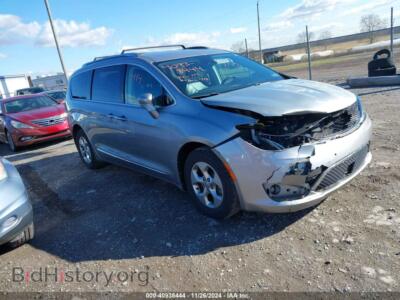 2017 Chrysler PACIFICA Touring-L Plus, серебристый — VIN 2C4RC1EG2HR564809, IAAI