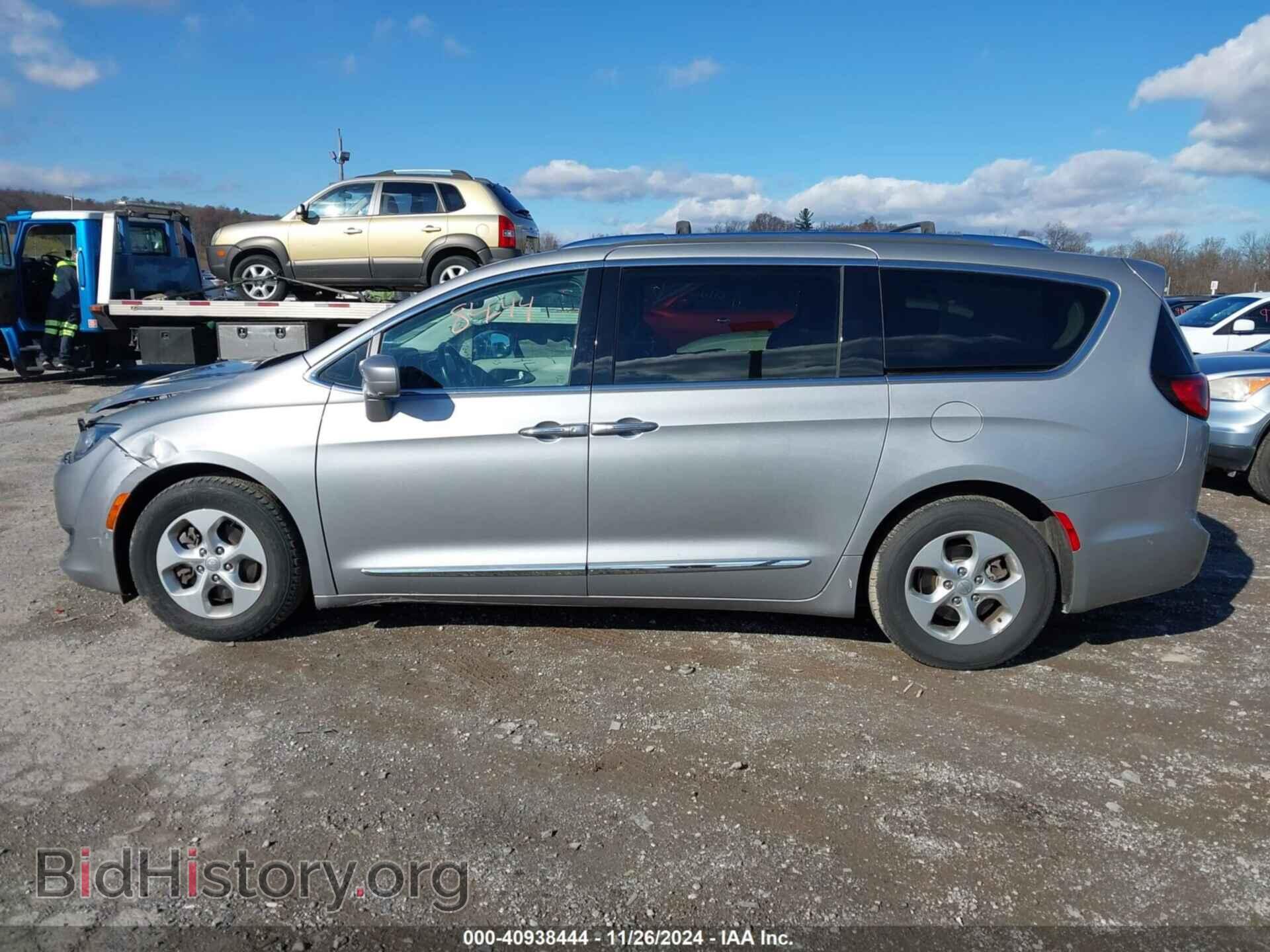 2017 CHRYSLER PACIFICA - VIN: 2C4RC1EG2HR564809 - Фото 14