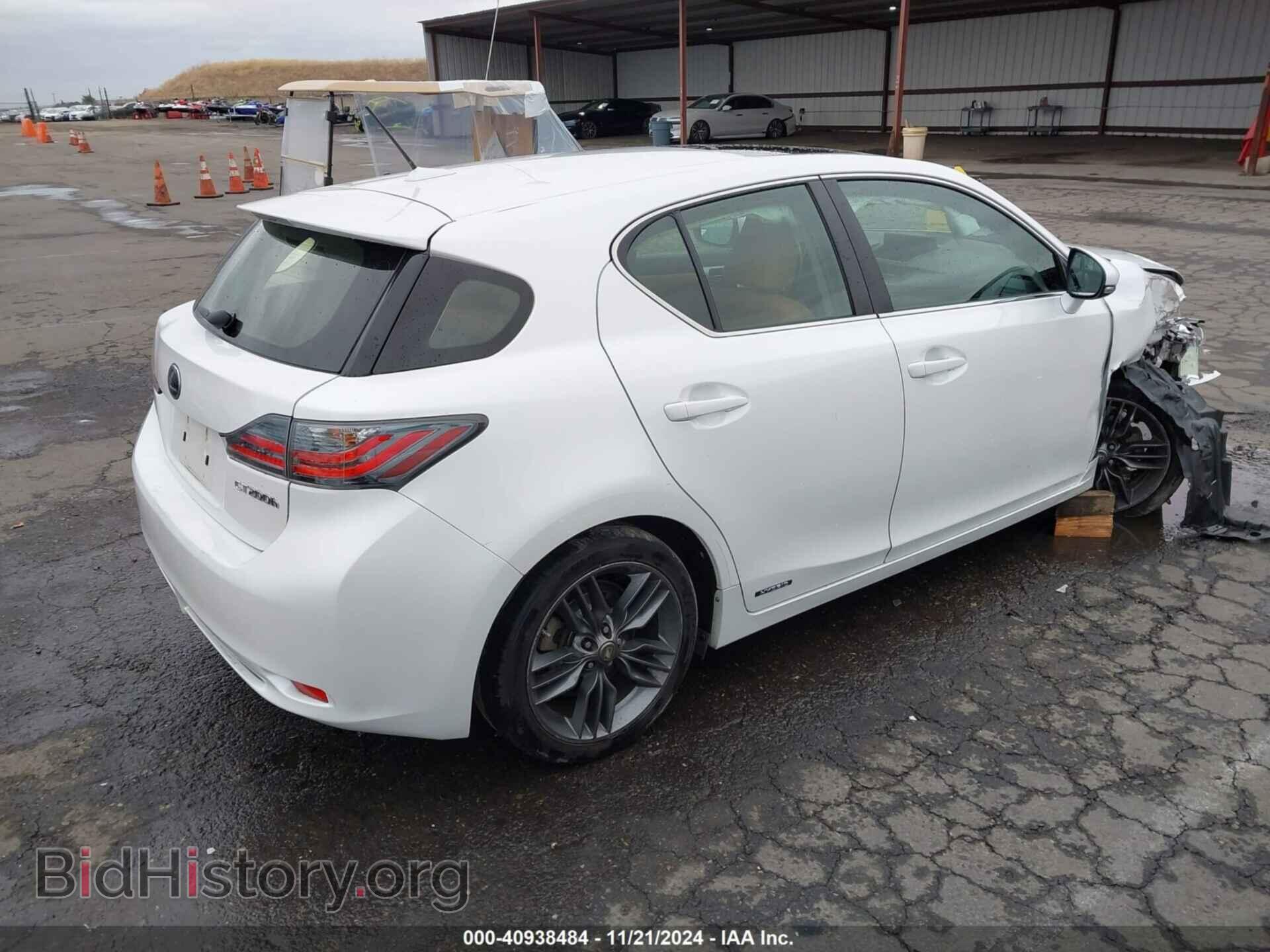 2013 LEXUS CT 200H - VIN: JTHKD5BH4D2149694 - Photo 4