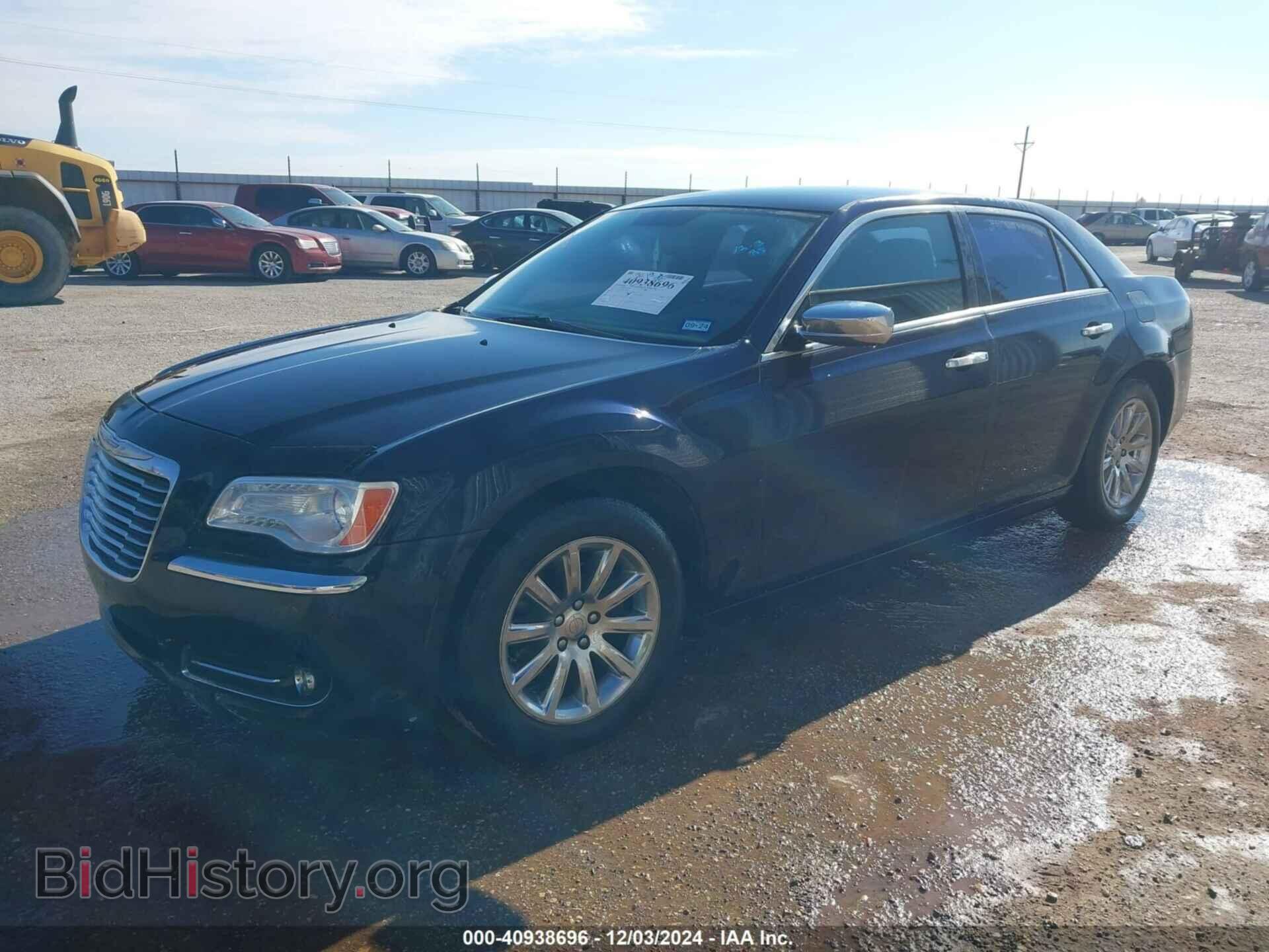 2012 CHRYSLER 300 - VIN: 2C3CCACG4CH250834 - Фото 2