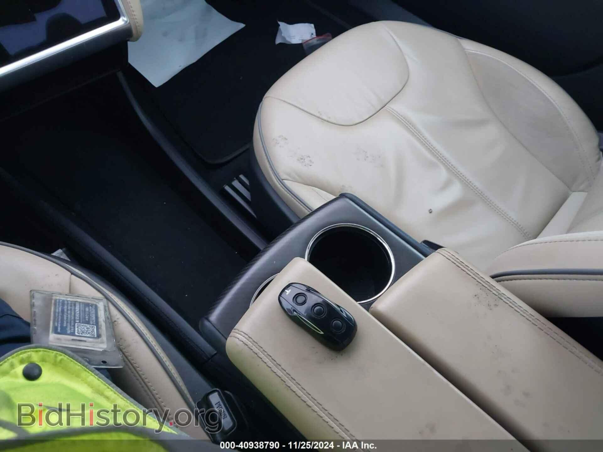 2013 TESLA MODEL S - VIN: 5YJSA1CP9DFP07125 - Фото 11