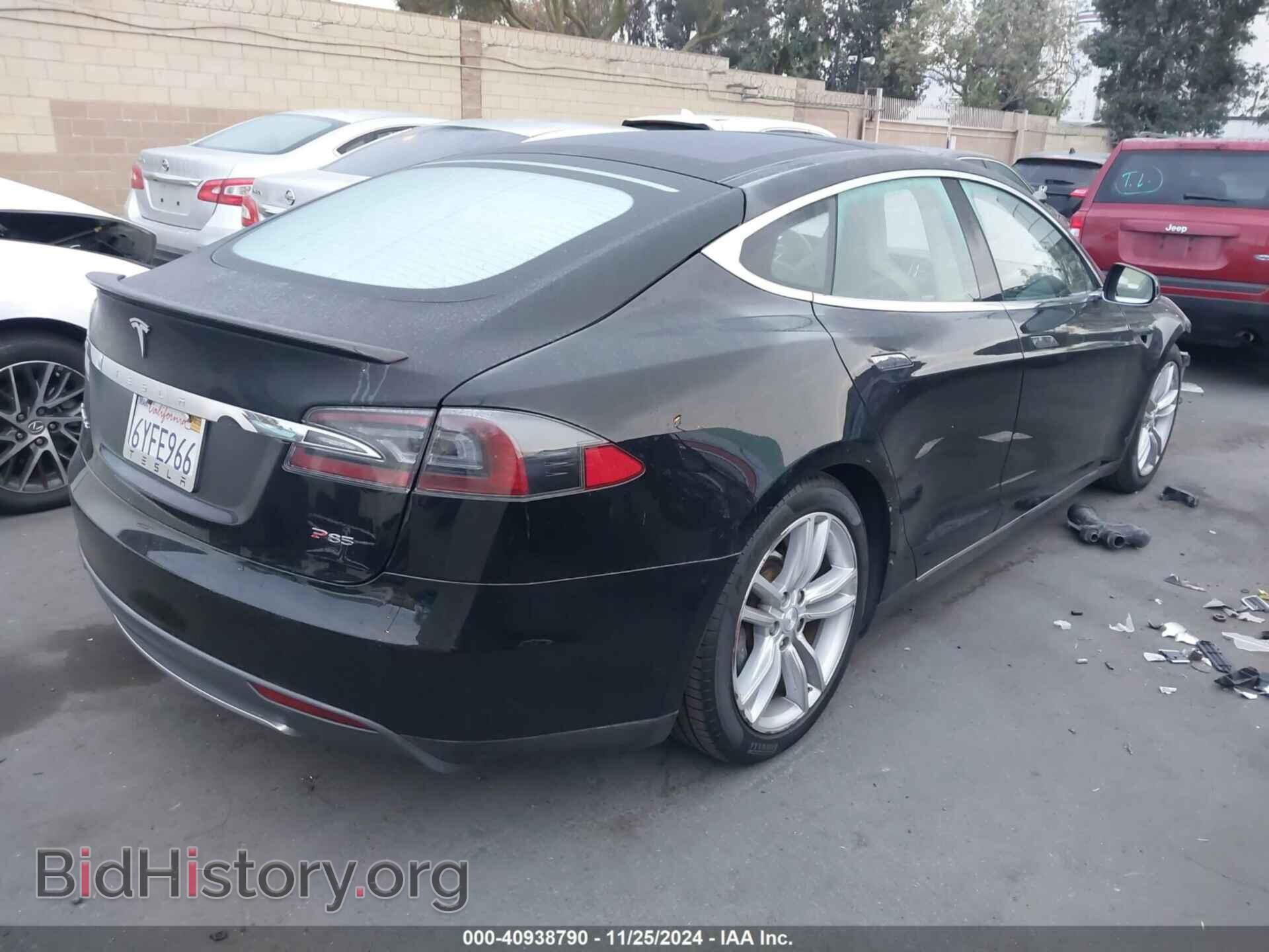 2013 TESLA MODEL S - VIN: 5YJSA1CP9DFP07125 - Фото 4