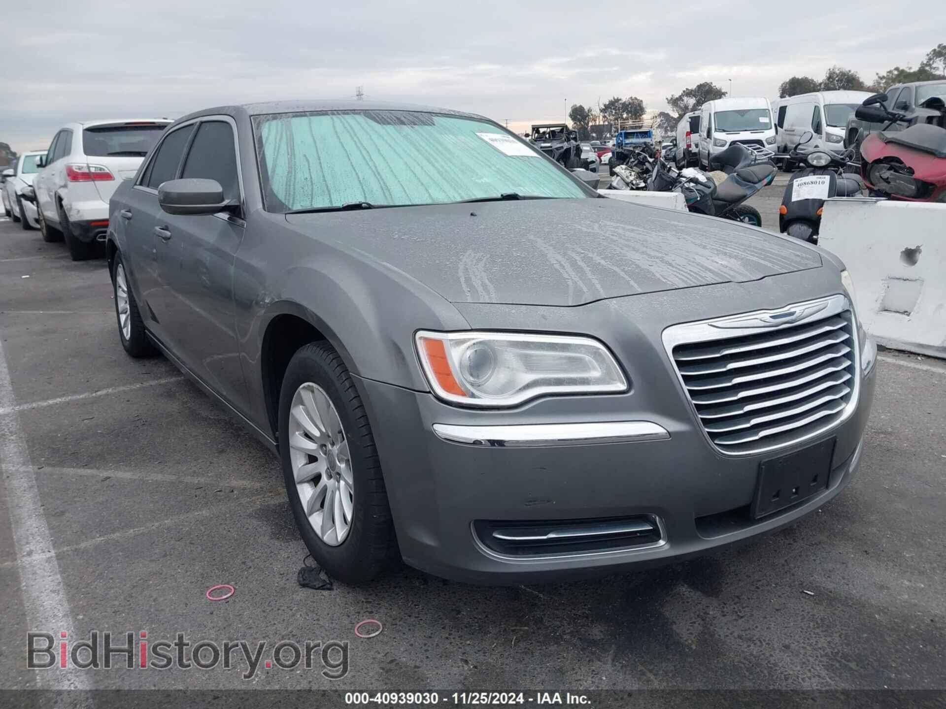 Фотография 2C3CCAAG1CH124367 - CHRYSLER 300 2012