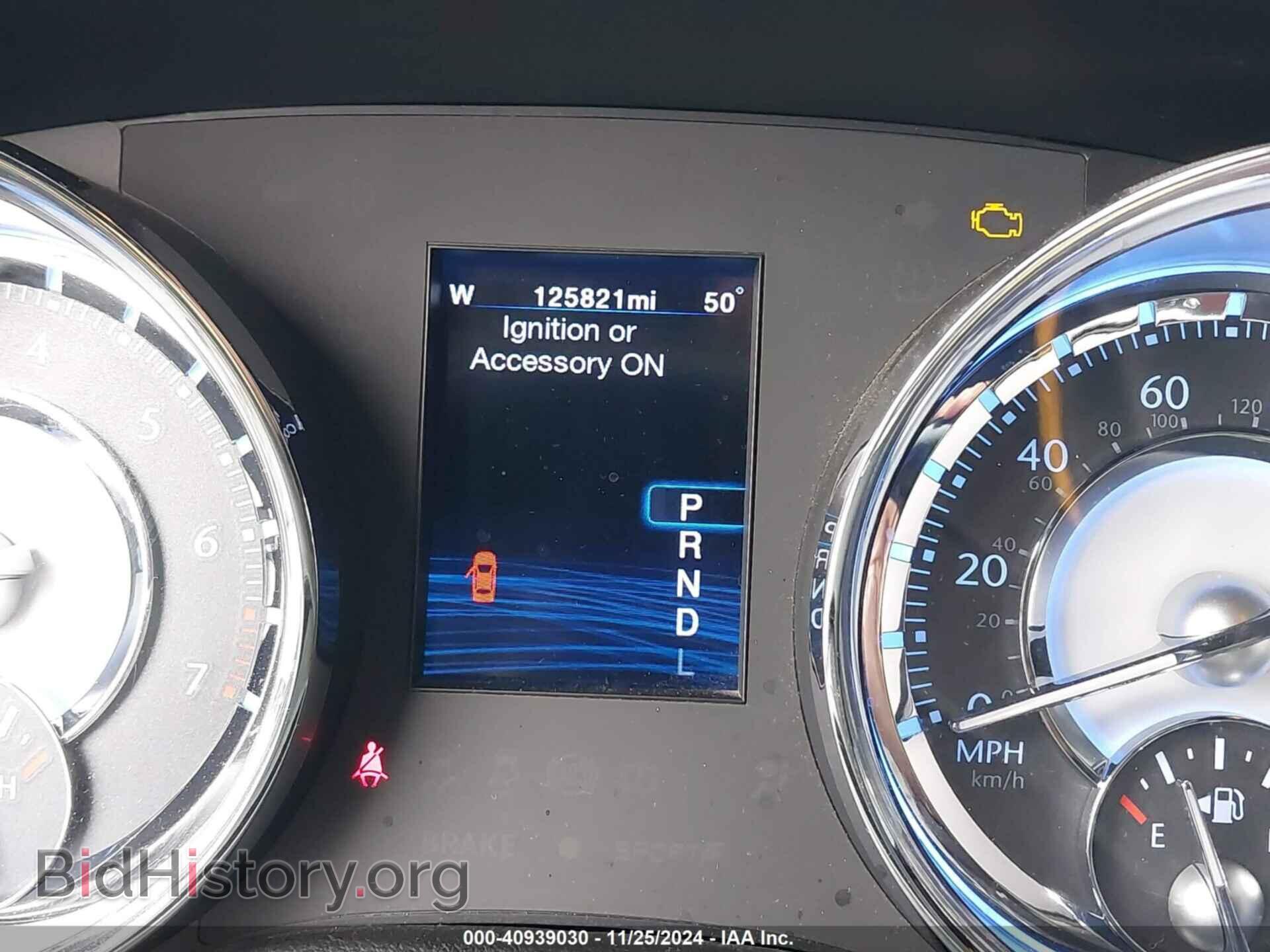 2012 CHRYSLER 300 - VIN: 2C3CCAAG1CH124367 - Фото 6