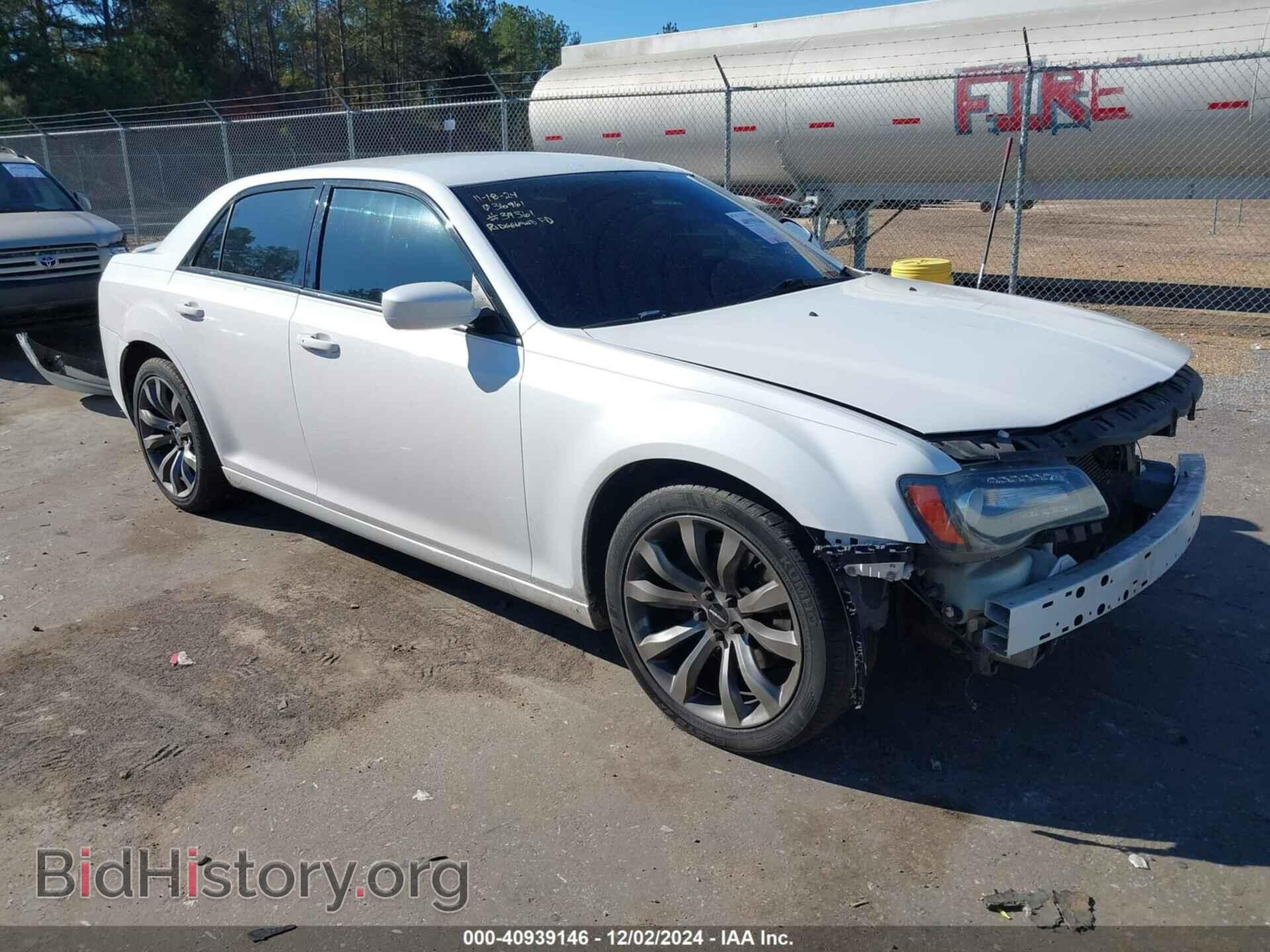 Photo 2C3CCABT0EH260990 - CHRYSLER 300 2014