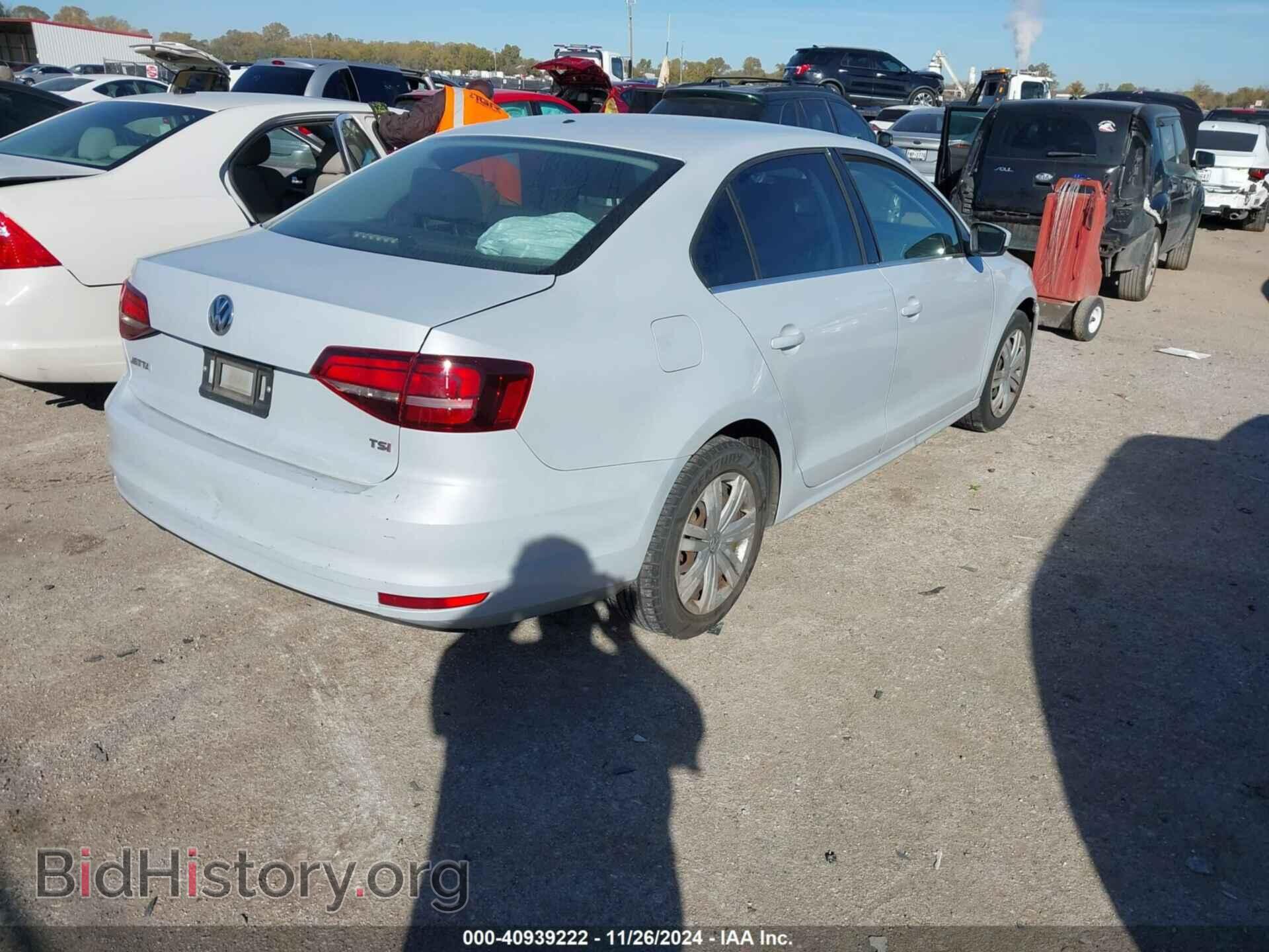 2017 VOLKSWAGEN JETTA - VIN: 3VW2B7AJ5HM347140 - Фото 4