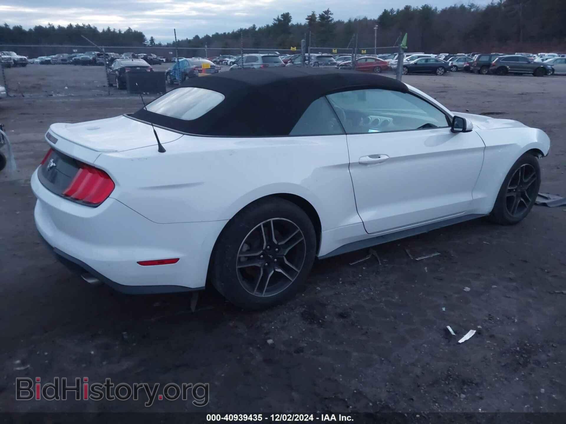 2021 FORD MUSTANG - VIN: 1FATP8UH5M5122696 - Фото 4
