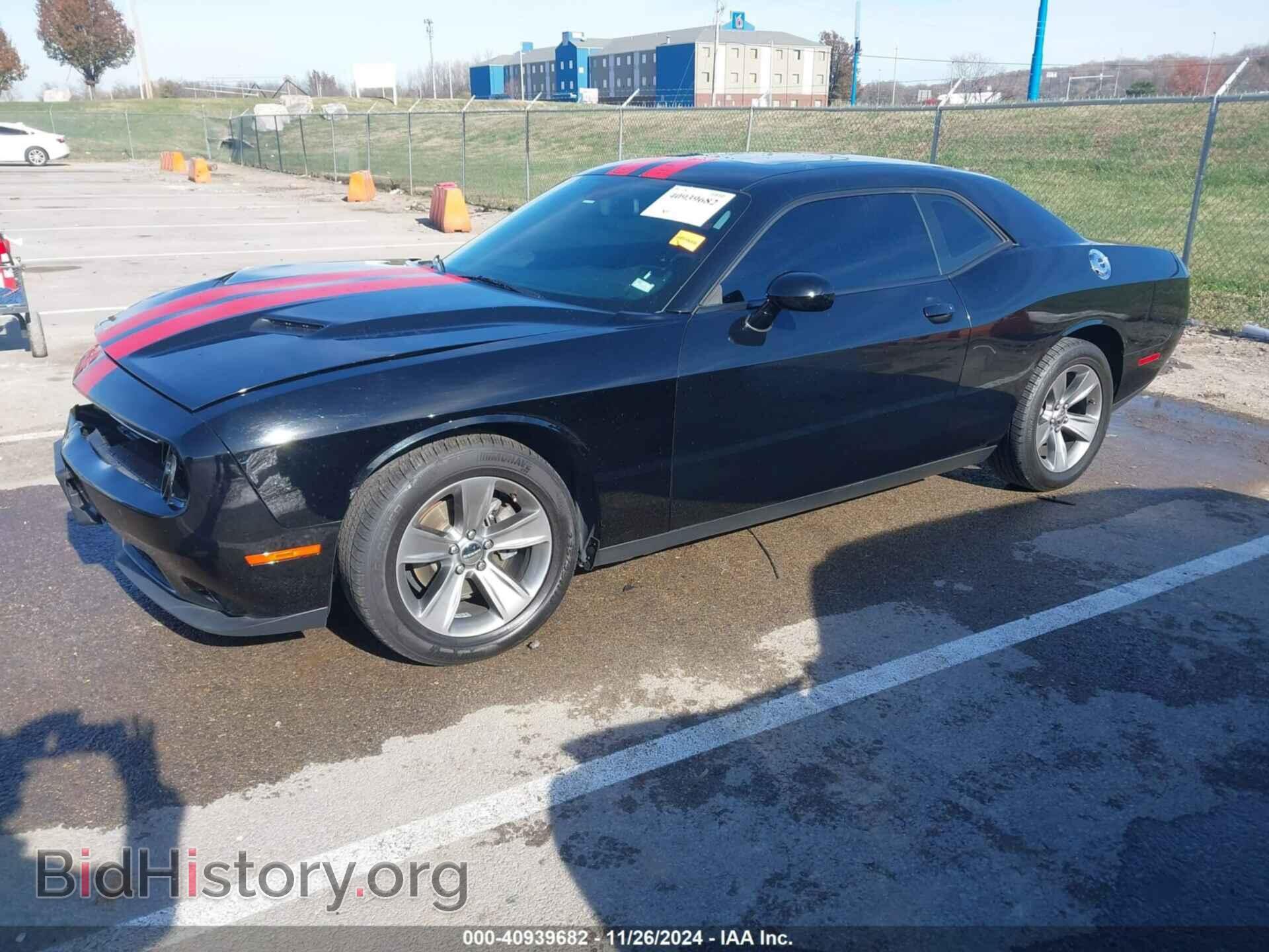 2017 DODGE CHALLENGER - VIN: 2C3CDZAG4HH617267 - Photo 2