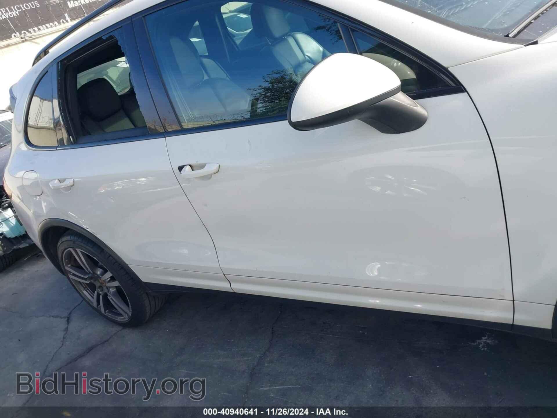 2012 PORSCHE CAYENNE - VIN: WP1AA2A28CLA04375 - Фото 13
