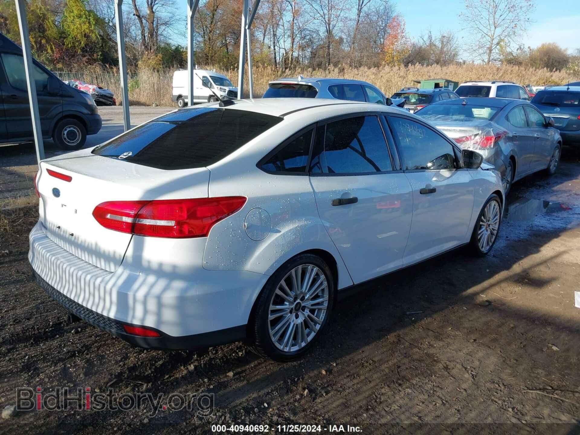2016 FORD FOCUS - VIN: 1FADP3E24GL228915 - Photo 4