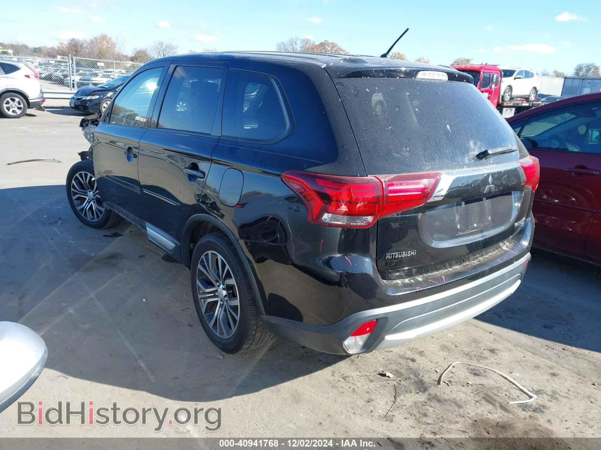 2016 MITSUBISHI OUTLANDER - VIN: JA4AD3A38GZ063575 - Фото 3