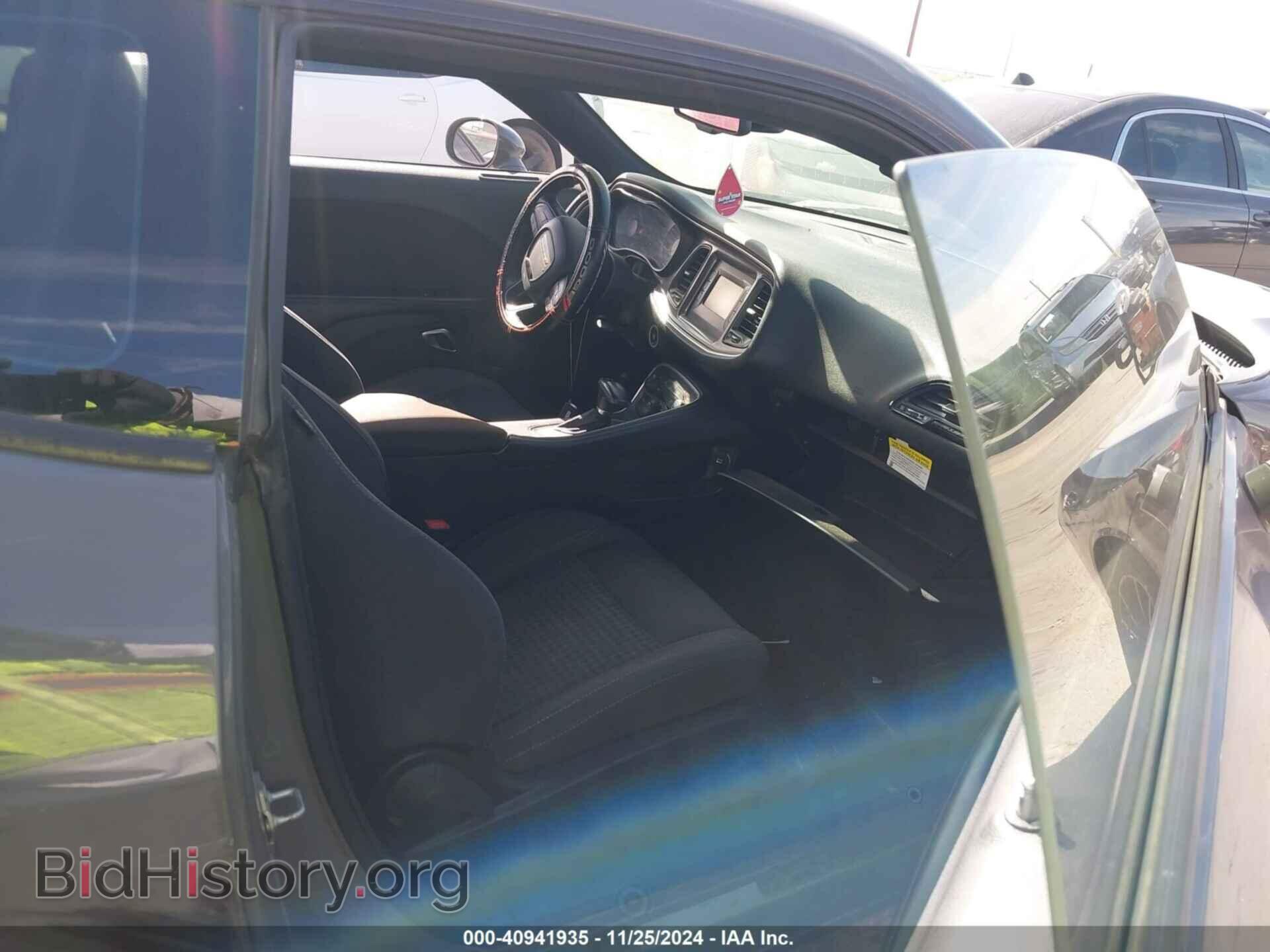 2017 DODGE CHALLENGER - VIN: 2C3CDZAG2HH527633 - Фото 5