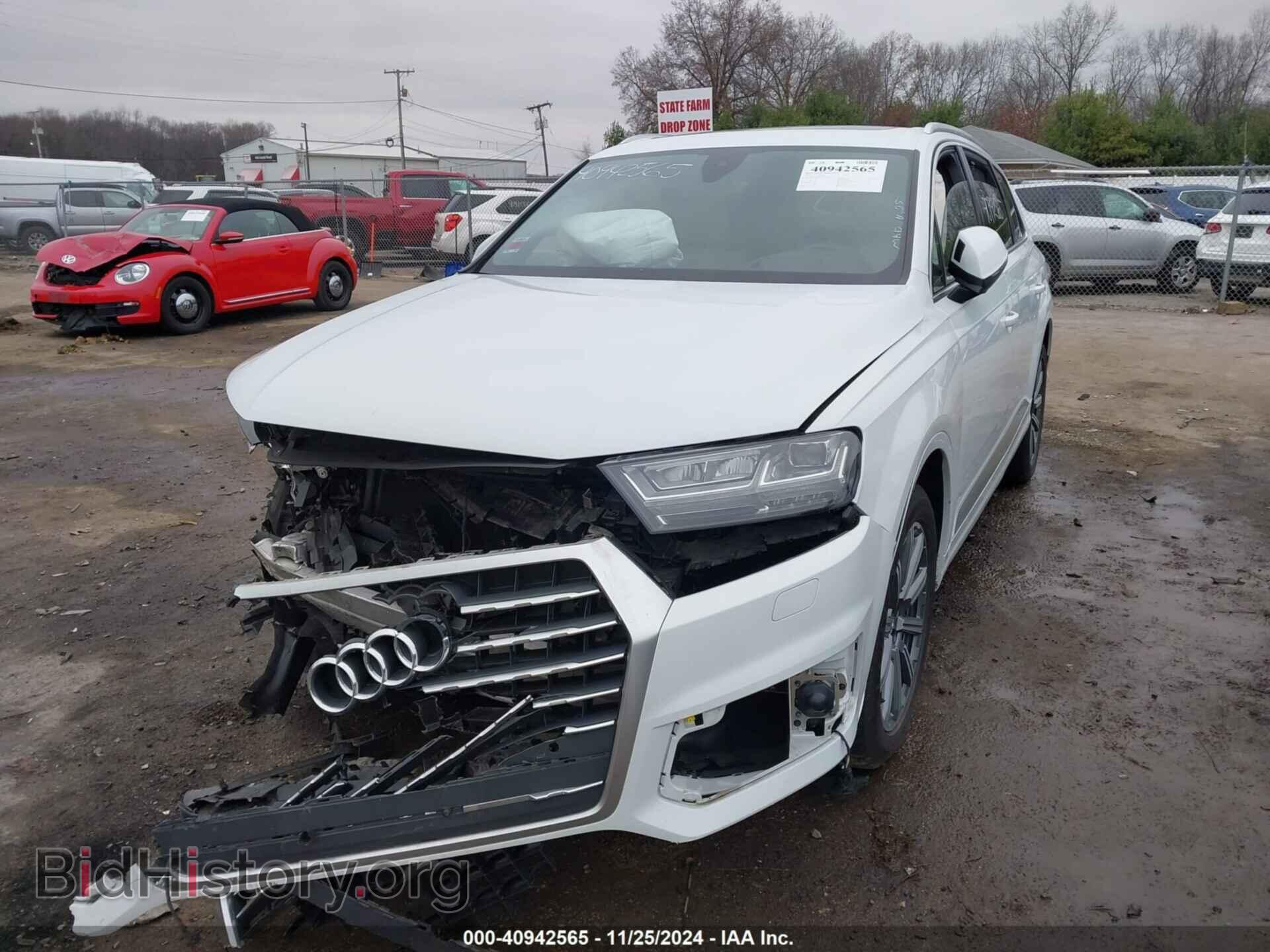 2018 AUDI Q7 - VIN: WA1VAAF71JD042162 - Фото 2