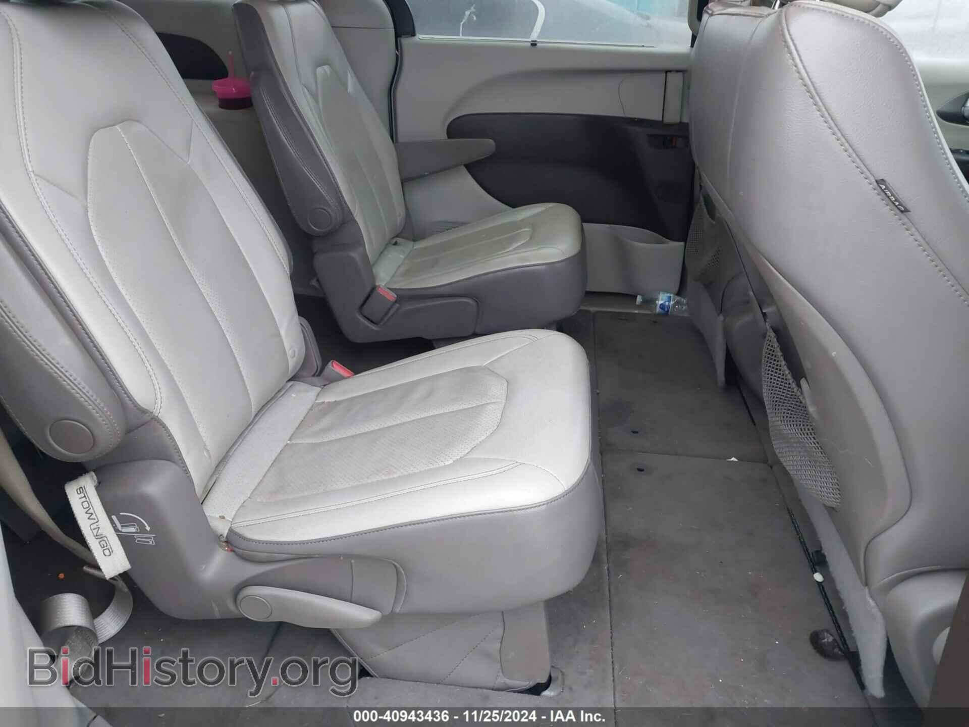2018 CHRYSLER PACIFICA - VIN: 2C4RC1BG4JR142633 - Фото 8