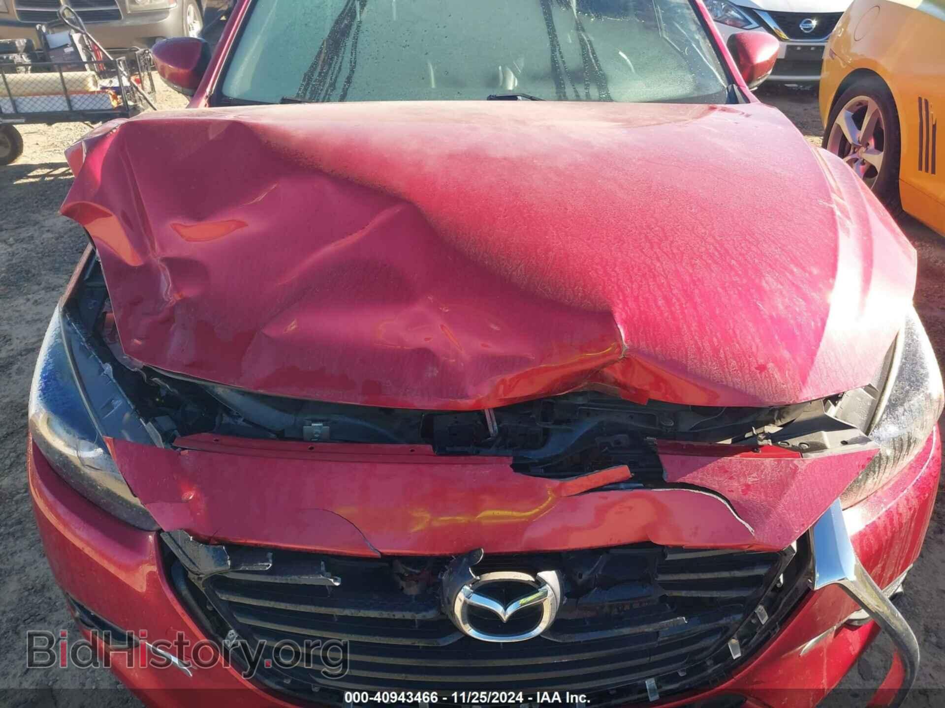 2018 MAZDA MAZDA3 - VIN: 3MZBN1V37JM169219 - Фото 20