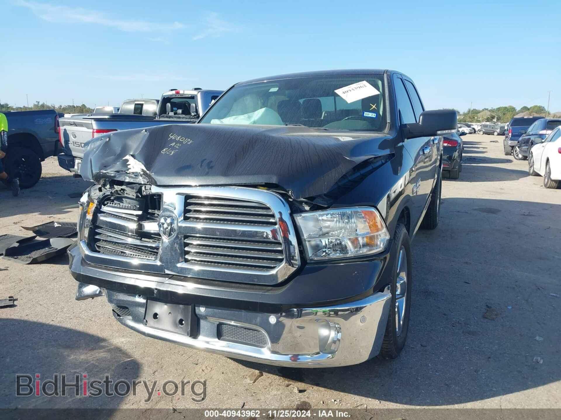 2018 RAM 1500 - VIN: 1C6RR6LT5JS114790 - Фото 2