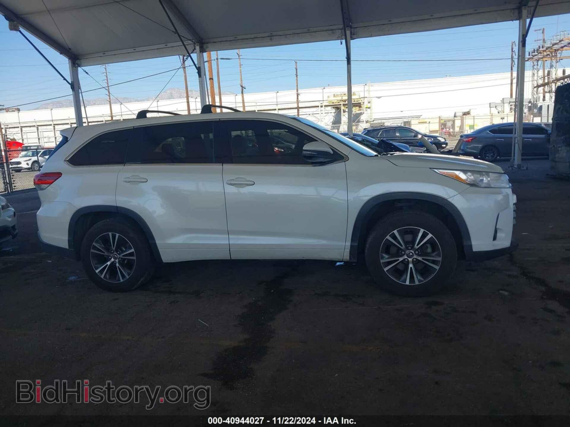 2017 TOYOTA HIGHLANDER - VIN: 5TDZZRFH5HS218703 - Фото 13