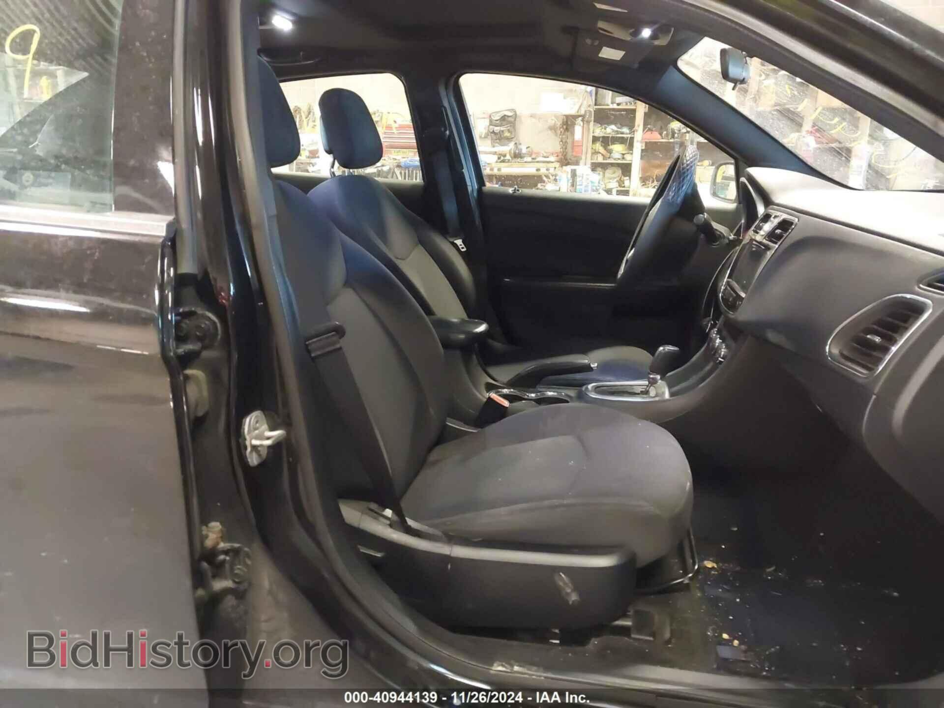 2013 CHRYSLER 200 - VIN: 1C3CCBBG8DN717074 - Фото 5