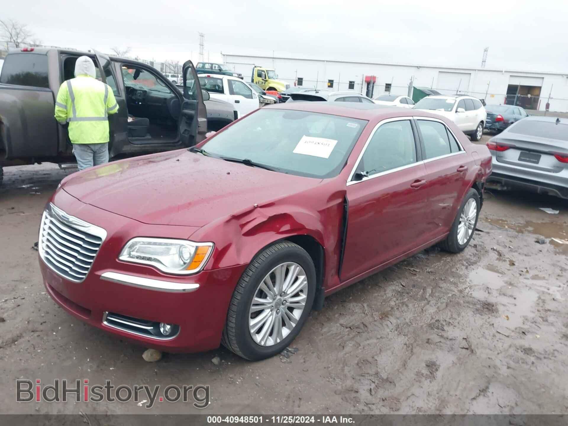 2014 CHRYSLER 300 - VIN: 2C3CCARG0EH160476 - Фото 2