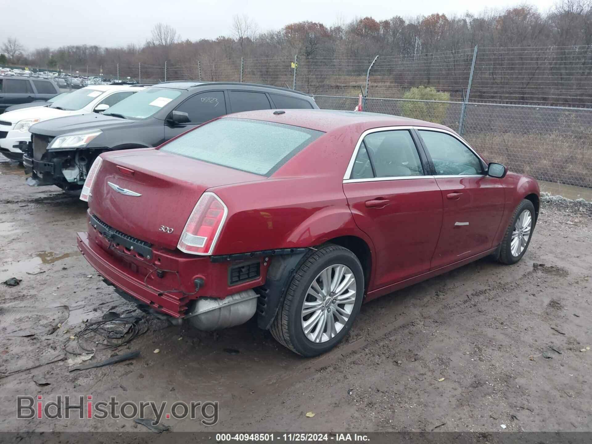 2014 CHRYSLER 300 - VIN: 2C3CCARG0EH160476 - Фото 4