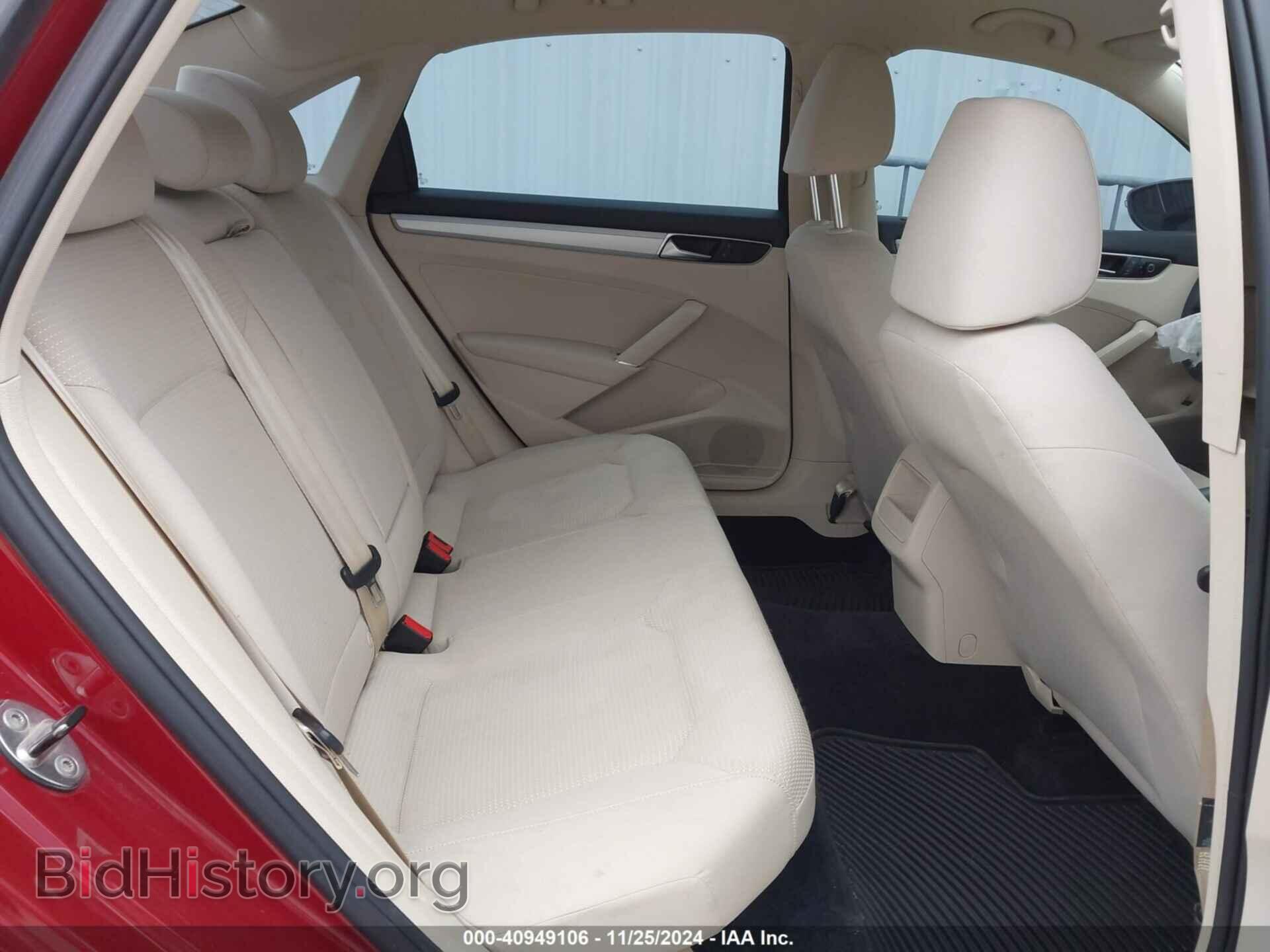 2017 VOLKSWAGEN PASSAT - VIN: 1VWAT7A3XHC042423 - Фото 8