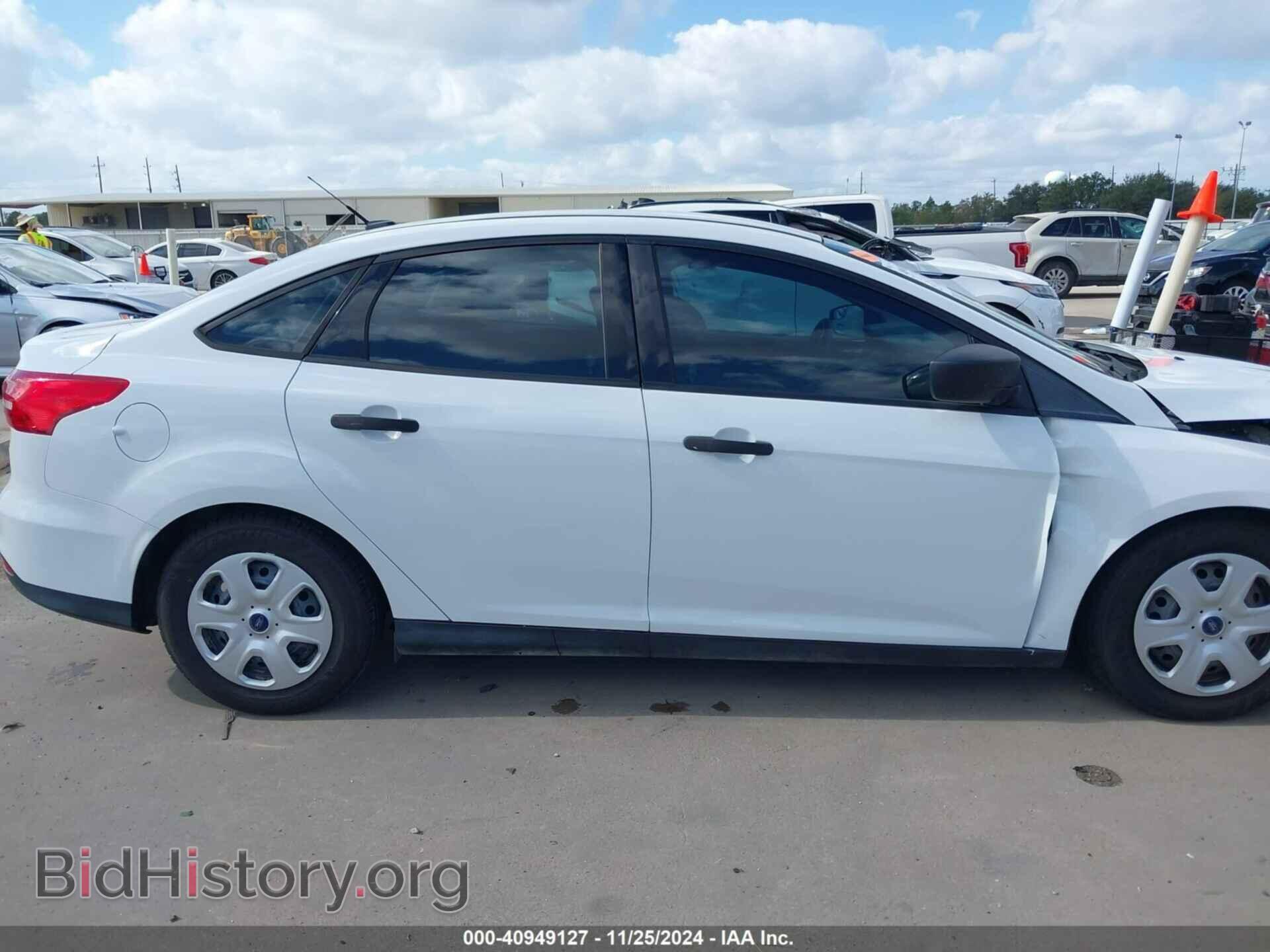 2016 FORD FOCUS - VIN: 1FADP3E24GL383285 - Фото 14