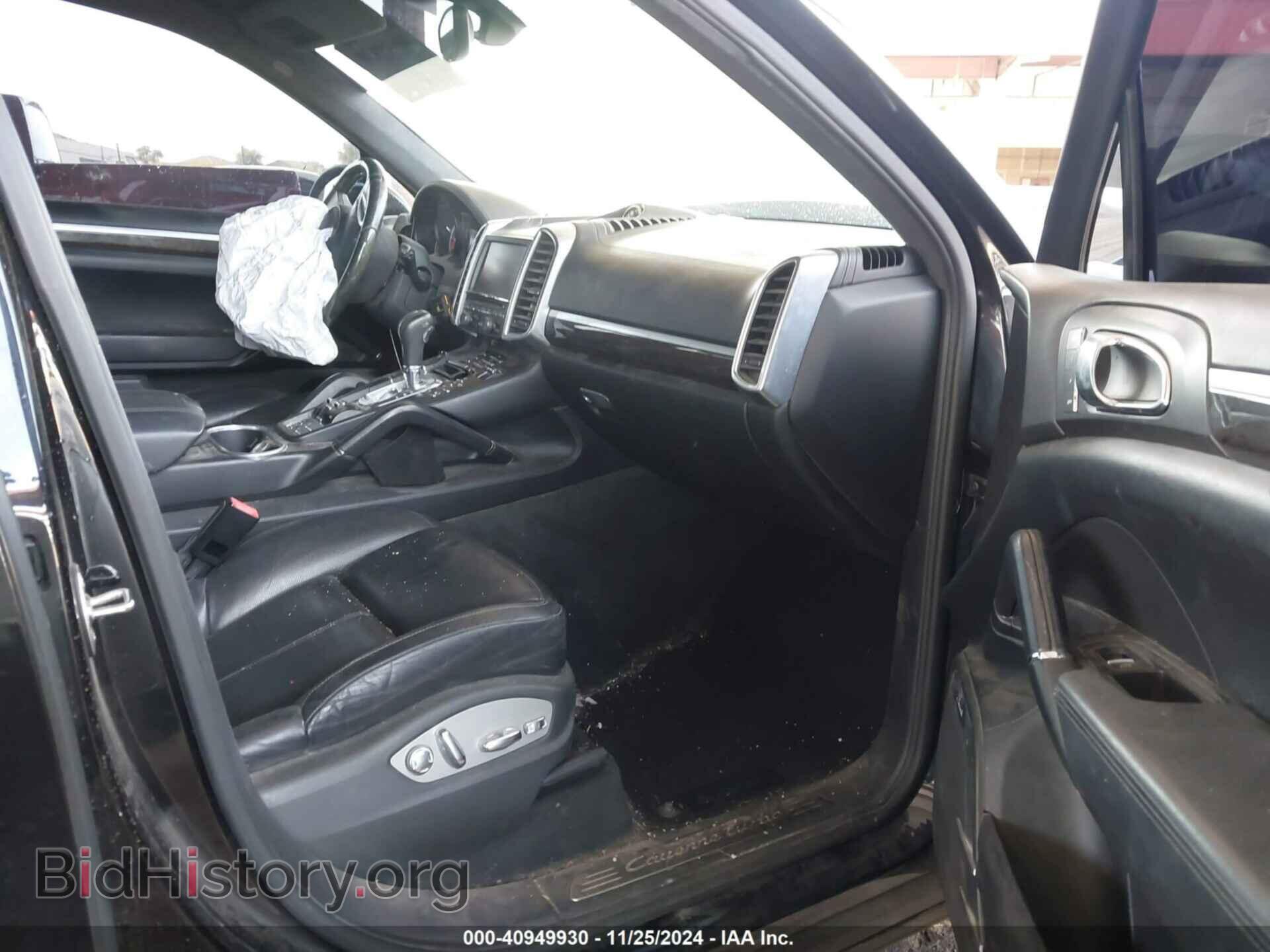 2011 PORSCHE CAYENNE - VIN: WP1AC2A22BLA88234 - Фото 5
