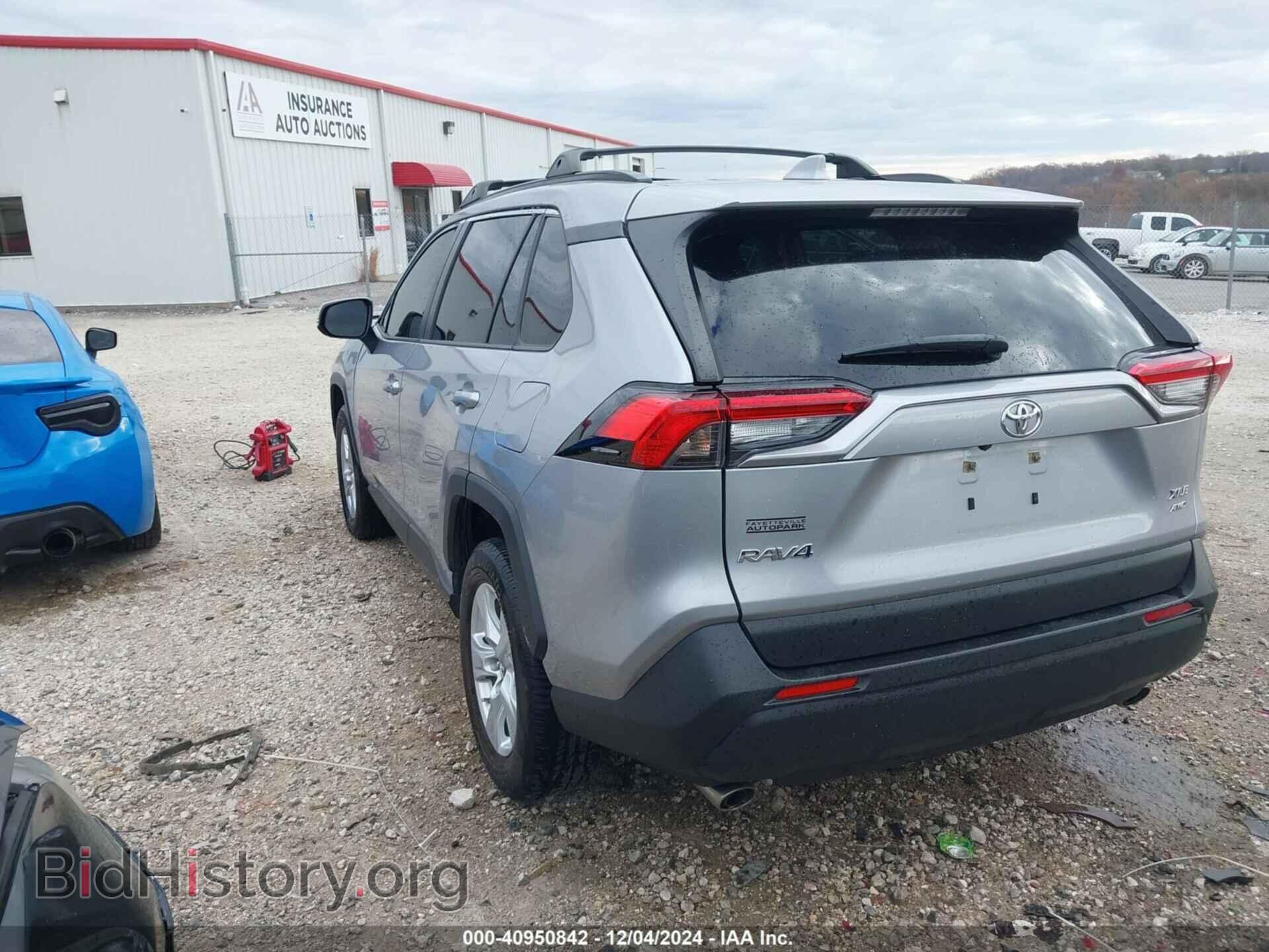 2019 TOYOTA RAV4 - VIN: JTMP1RFVXKD016186 - Фото 3