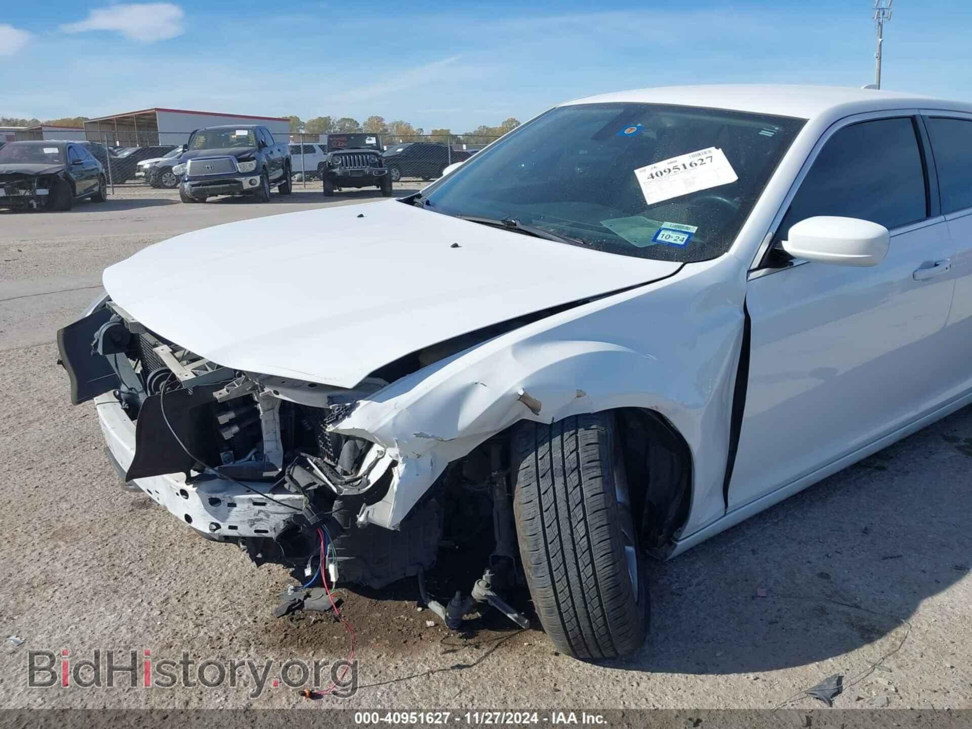 2018 CHRYSLER 300 - VIN: 2C3CCAAG5JH137345 - Фото 6