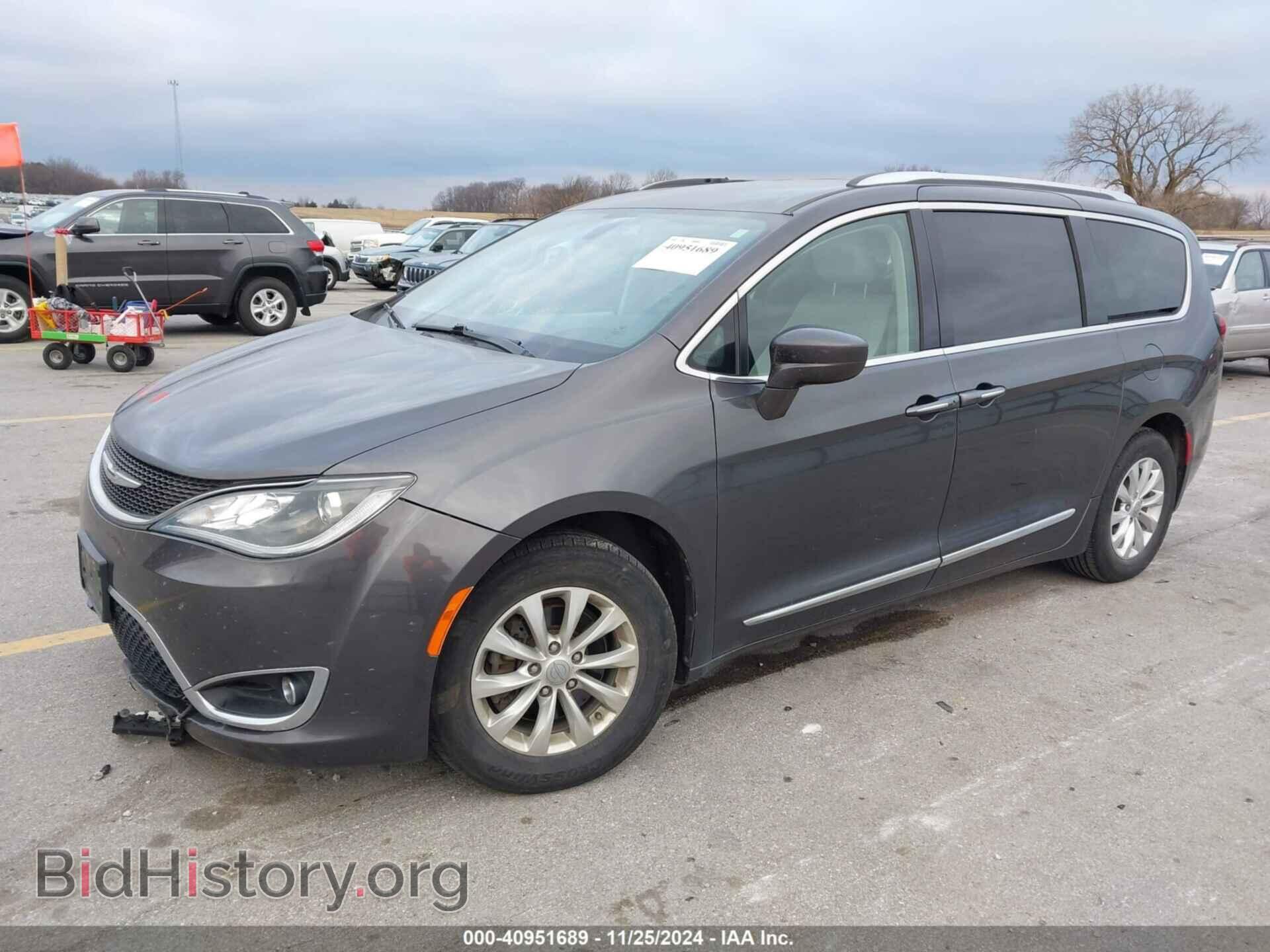 2018 CHRYSLER PACIFICA - VIN: 2C4RC1BG7JR139449 - Фото 2