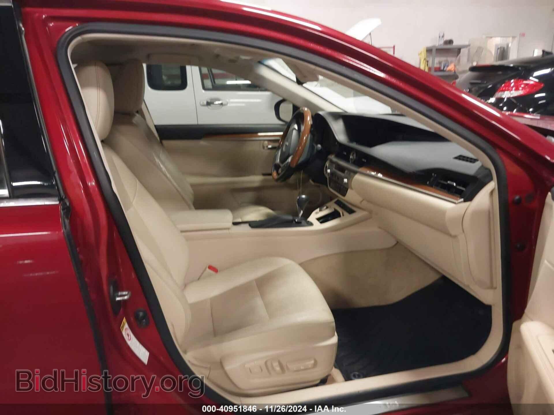 2014 LEXUS ES 300H - VIN: JTHBW1GGXE2058191 - Фото 5