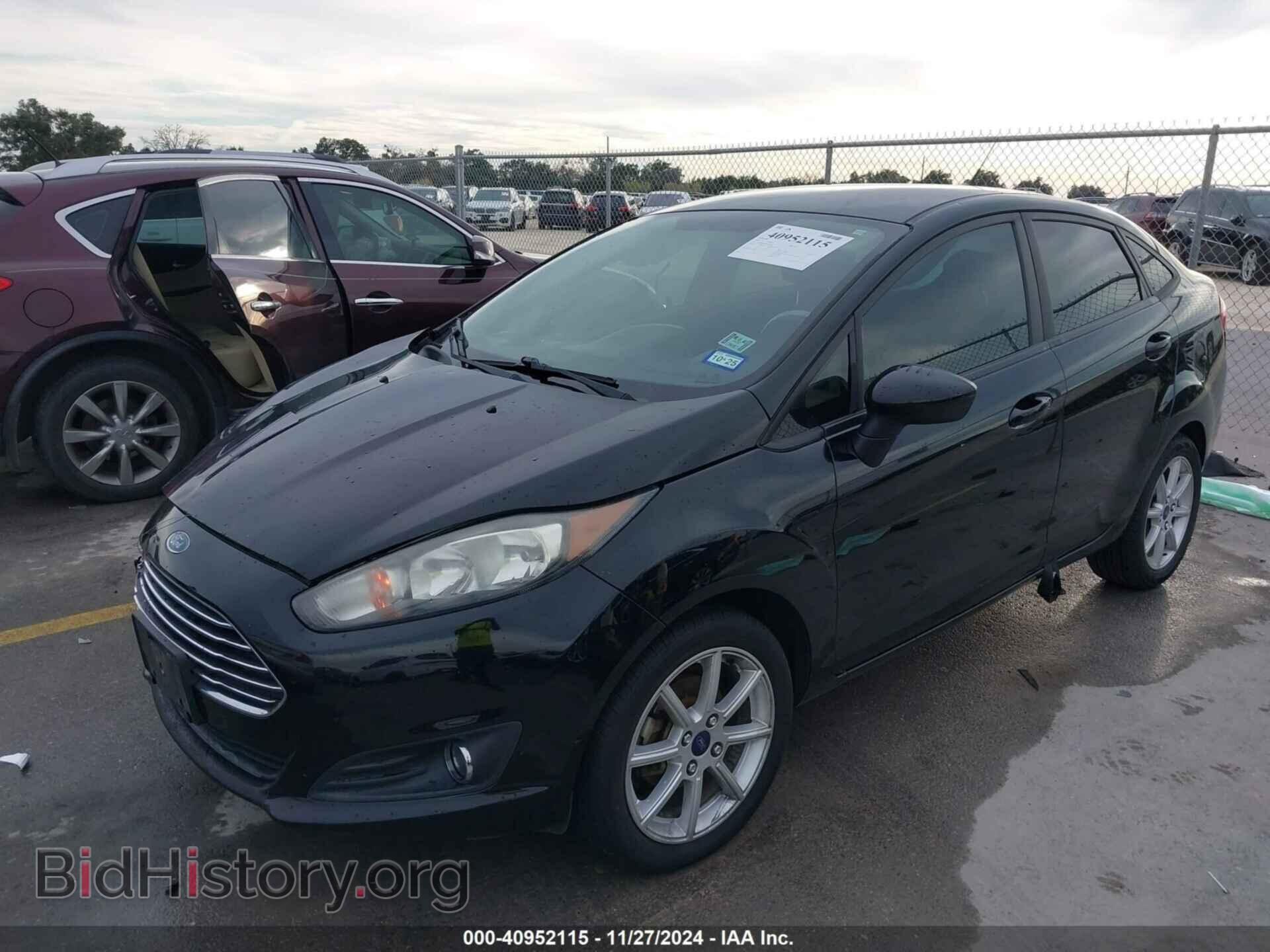2017 FORD FIESTA - VIN: 3FADP4BJ3HM144585 - Фото 2