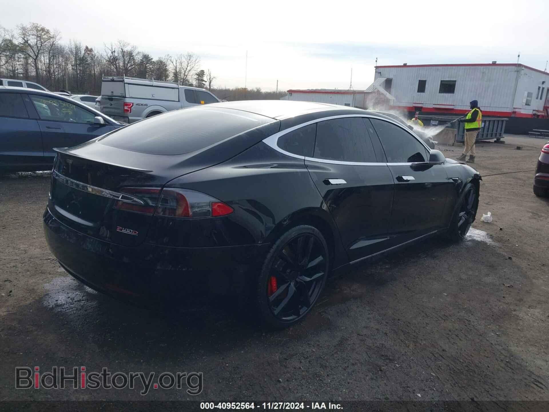2018 TESLA MODEL S - VIN: 5YJSA1E41JF281428 - Photo 4