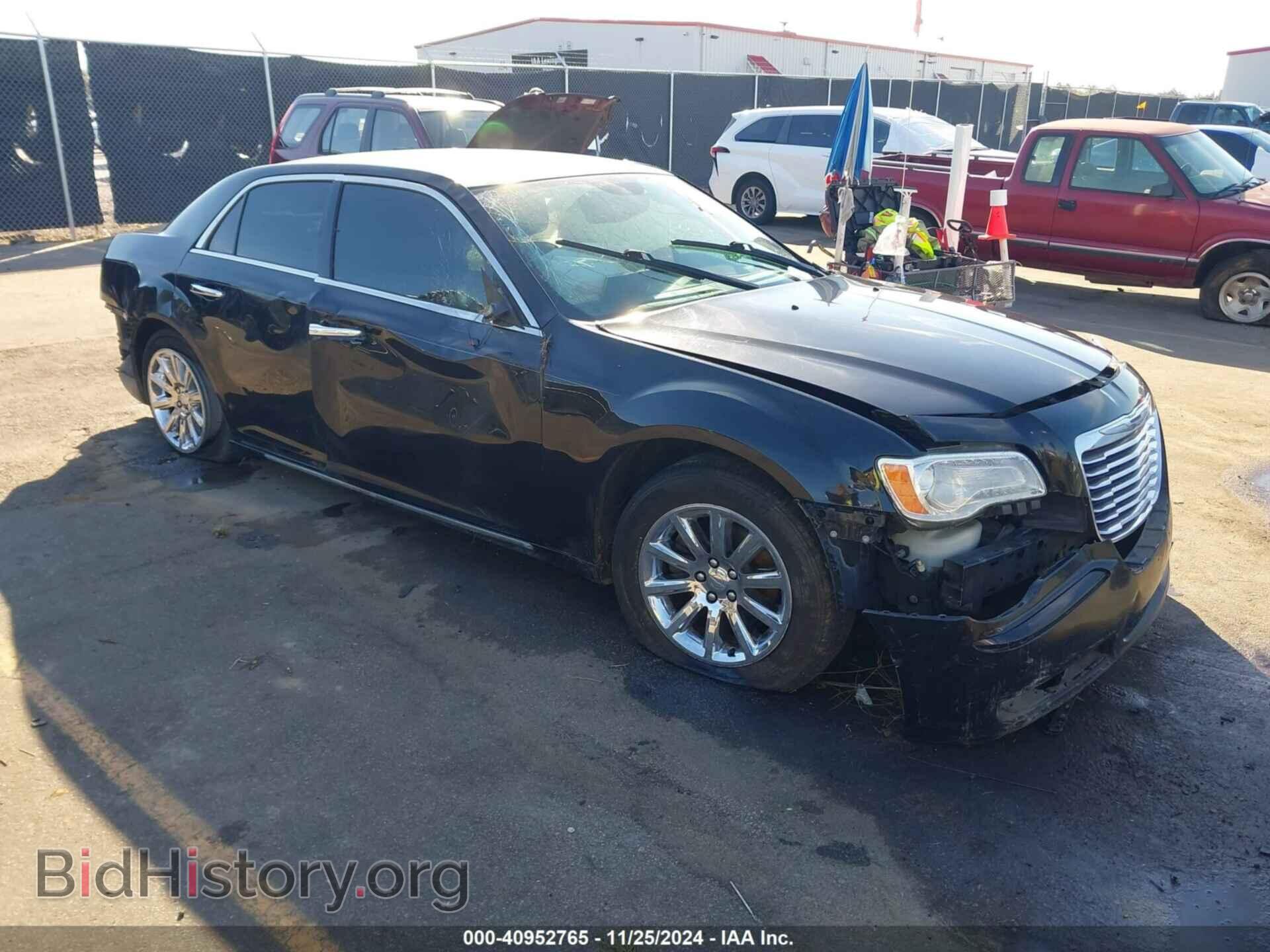 Фотография 2C3CCAEG7EH372863 - CHRYSLER 300C 2014