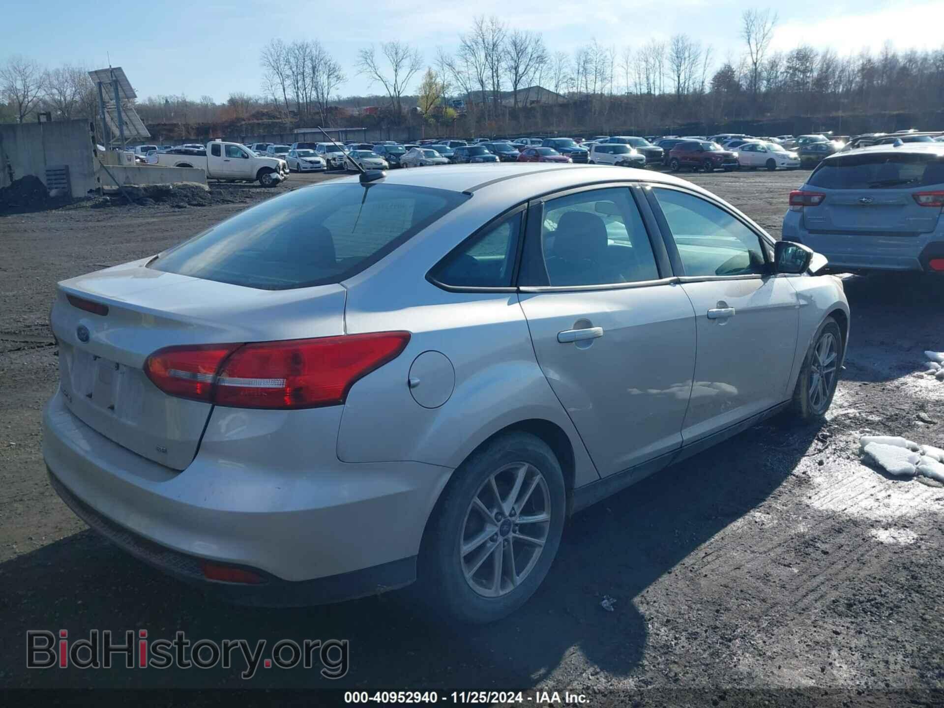 2017 FORD FOCUS - VIN: 1FADP3F23HL256088 - Photo 4